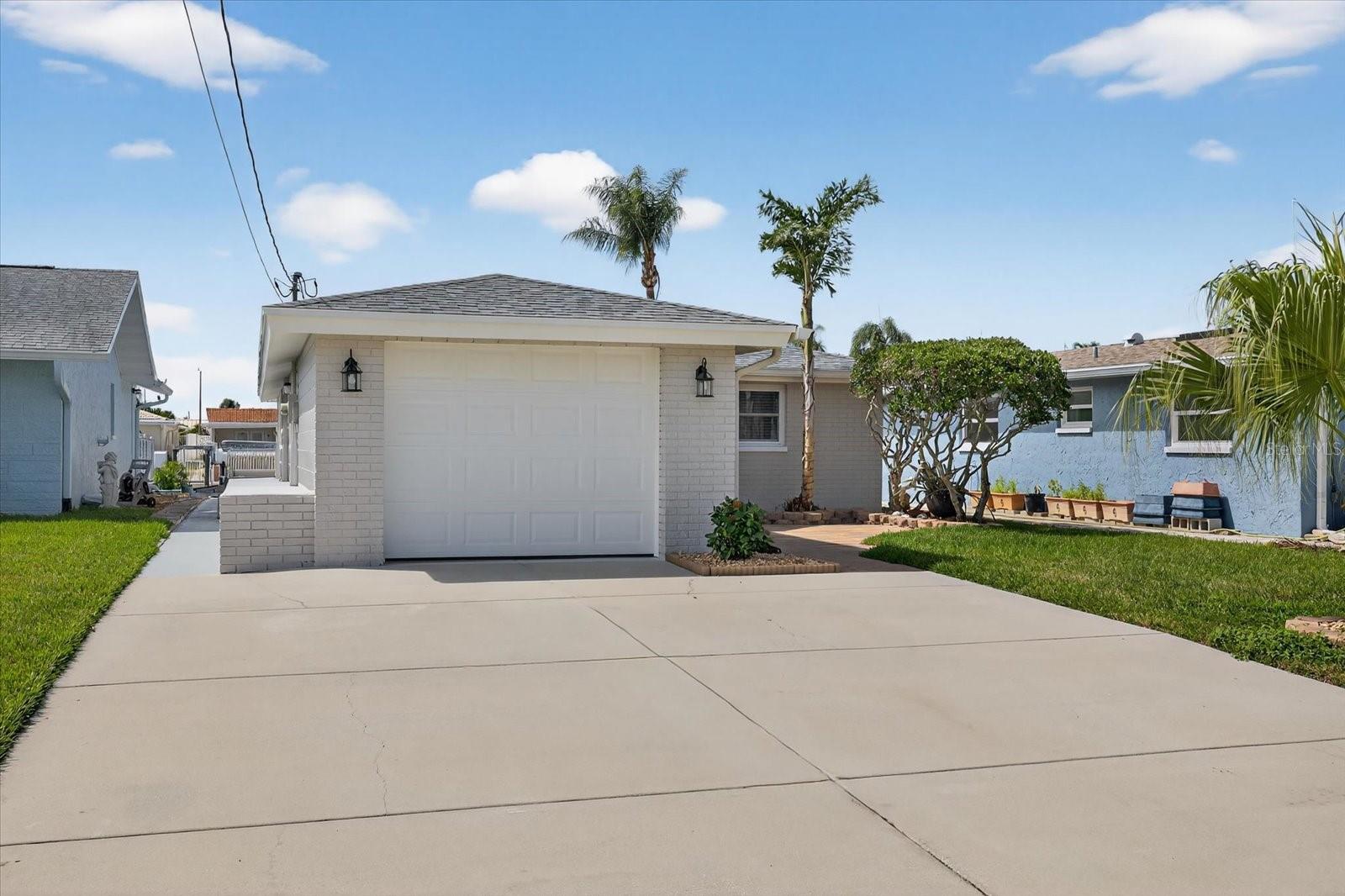 Image 3 of 71 For 4937 Blue Heron Drive