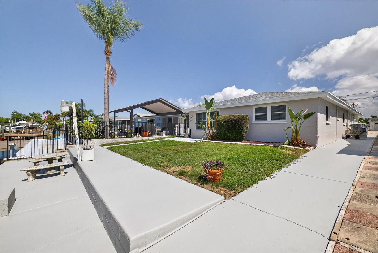 Image 35 of 71 For 4937 Blue Heron Drive