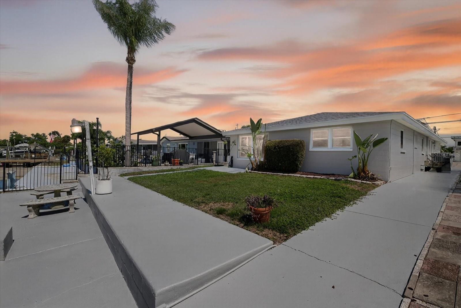 Image 36 of 71 For 4937 Blue Heron Drive