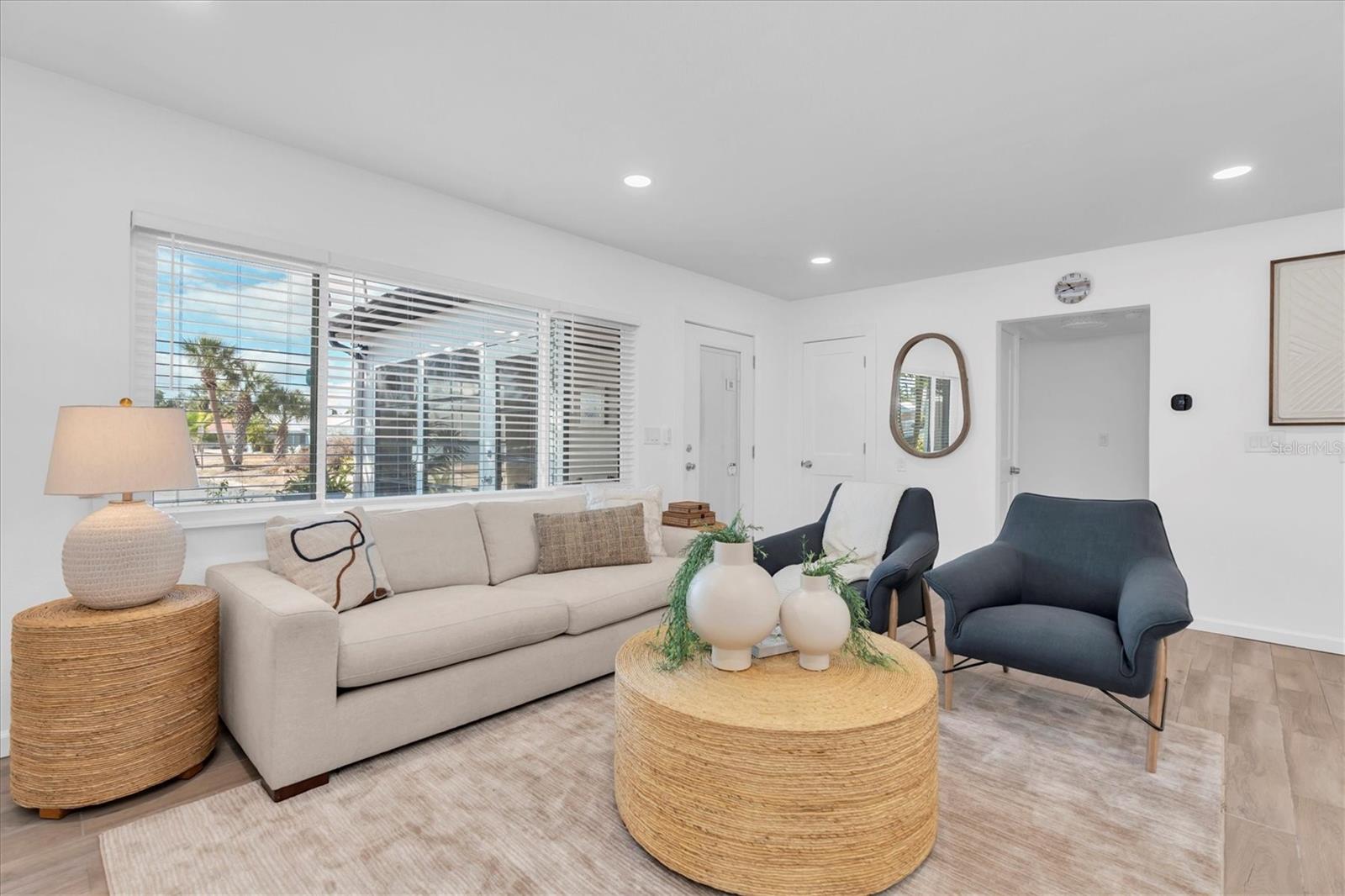 Image 9 of 50 For 197 Lido Drive