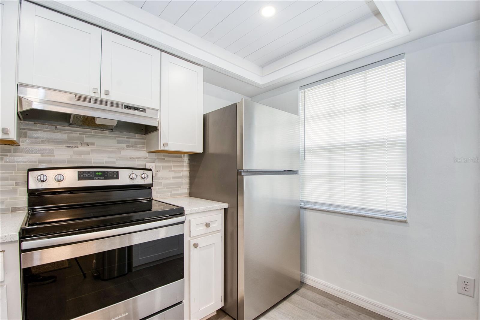 Listing photo id 11 for 4209 Prince Place 4209