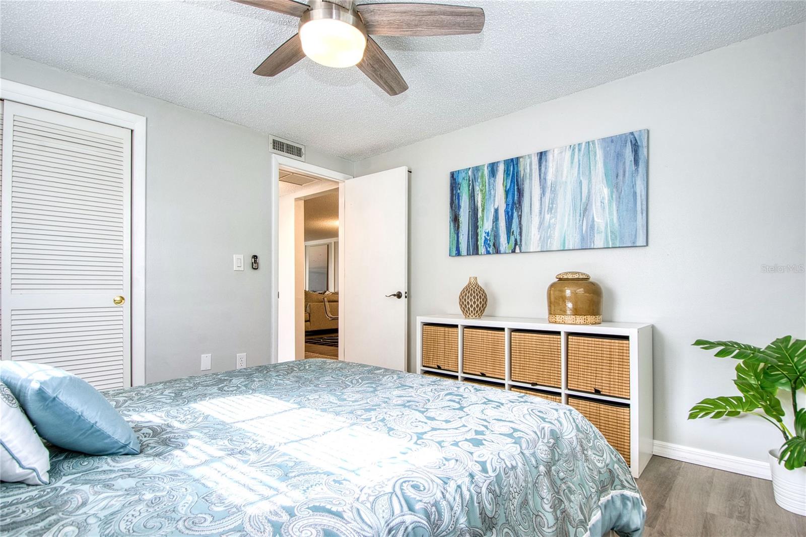 Listing photo id 16 for 4209 Prince Place 4209