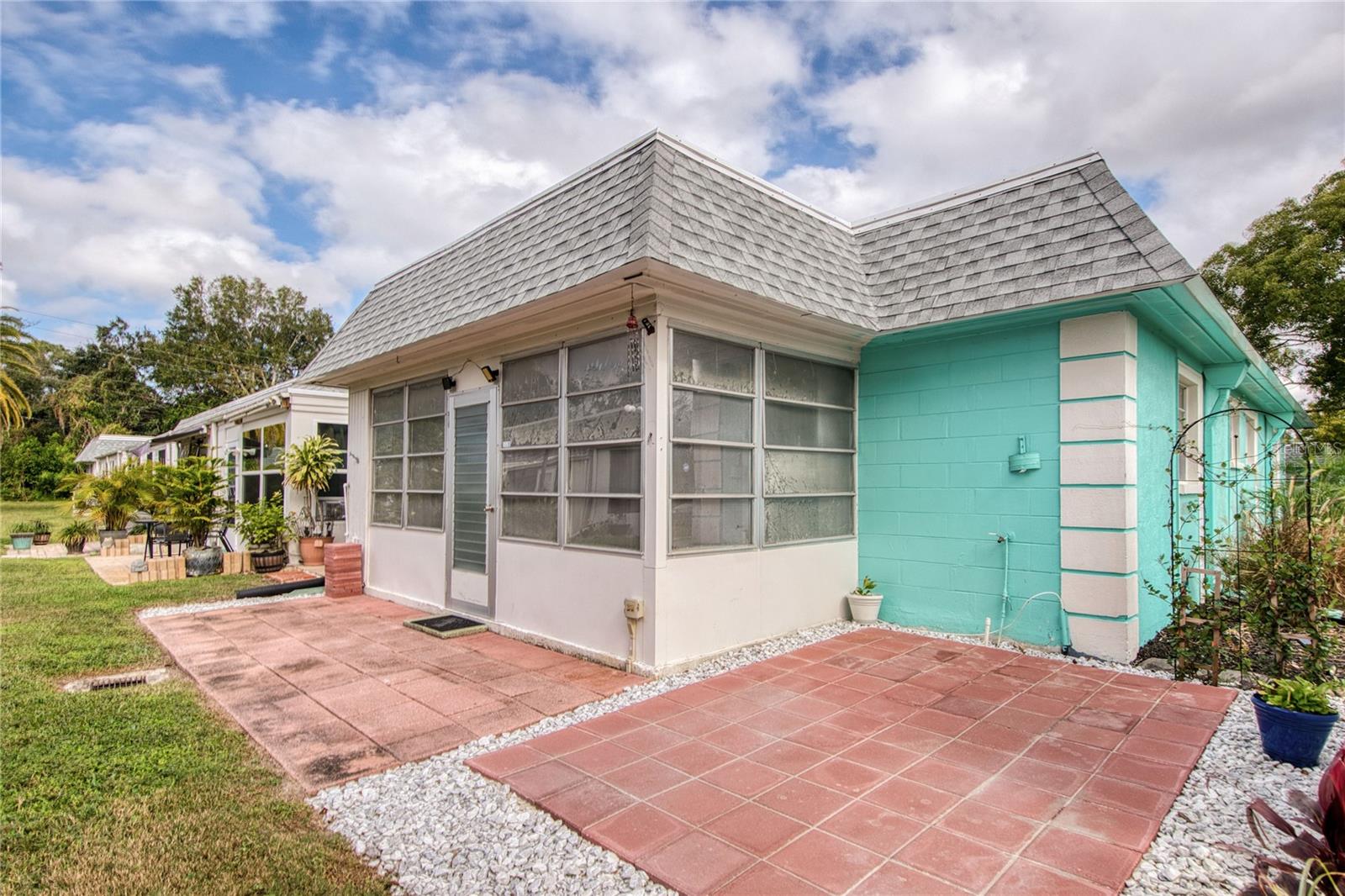 Listing photo id 28 for 4209 Prince Place 4209