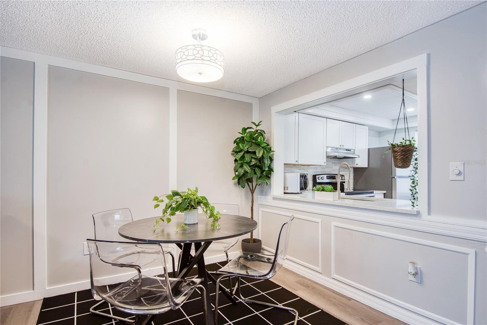 Listing photo id 7 for 4209 Prince Place 4209