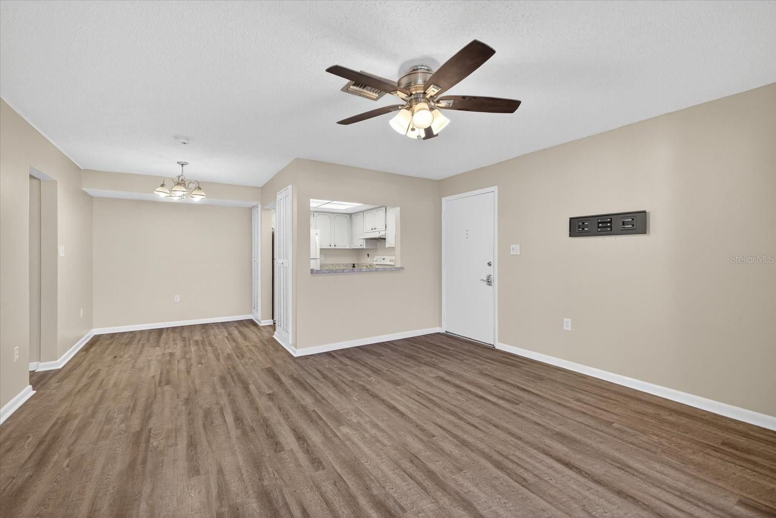 Image 16 of 55 For 5242 Opal Lane 208