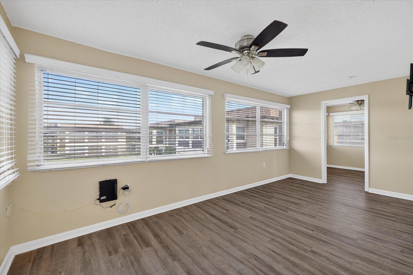 Image 24 of 55 For 5242 Opal Lane 208