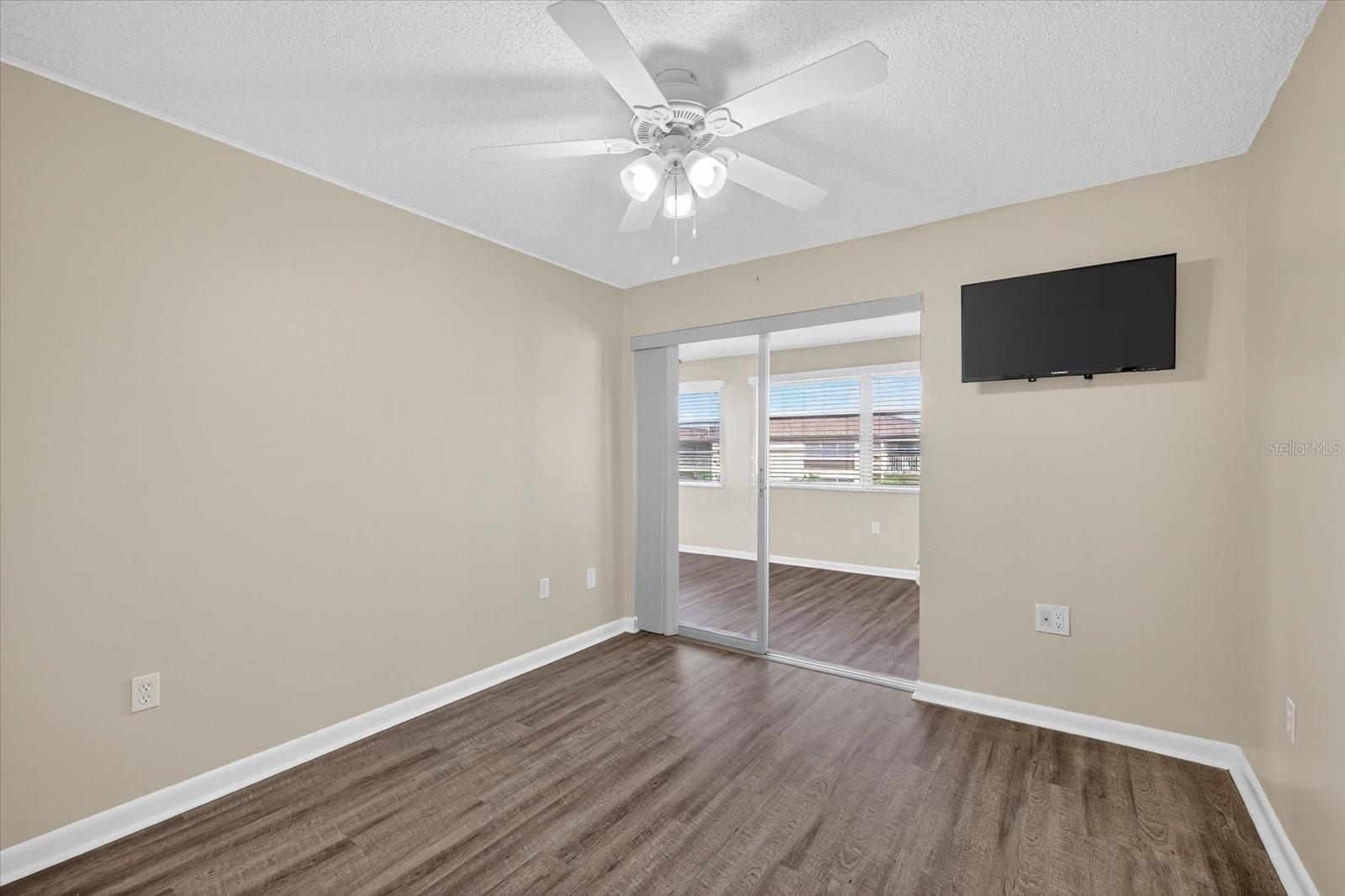 Image 27 of 55 For 5242 Opal Lane 208