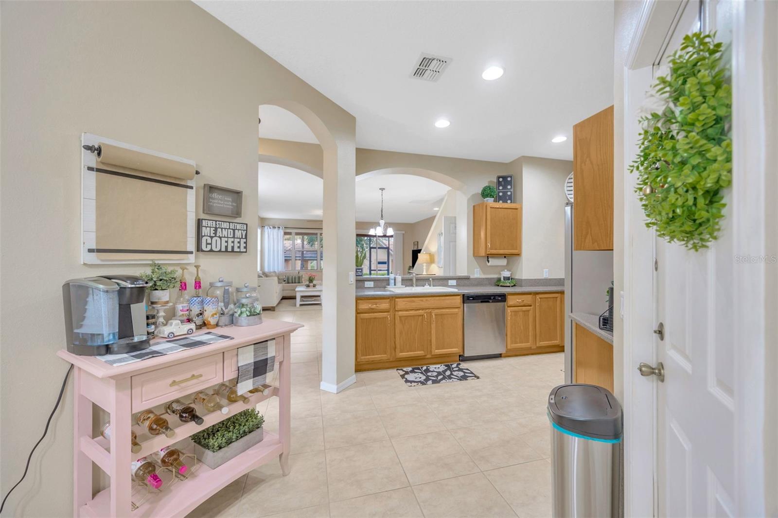 Image 10 of 56 For 1685 Spring Meadow Loop