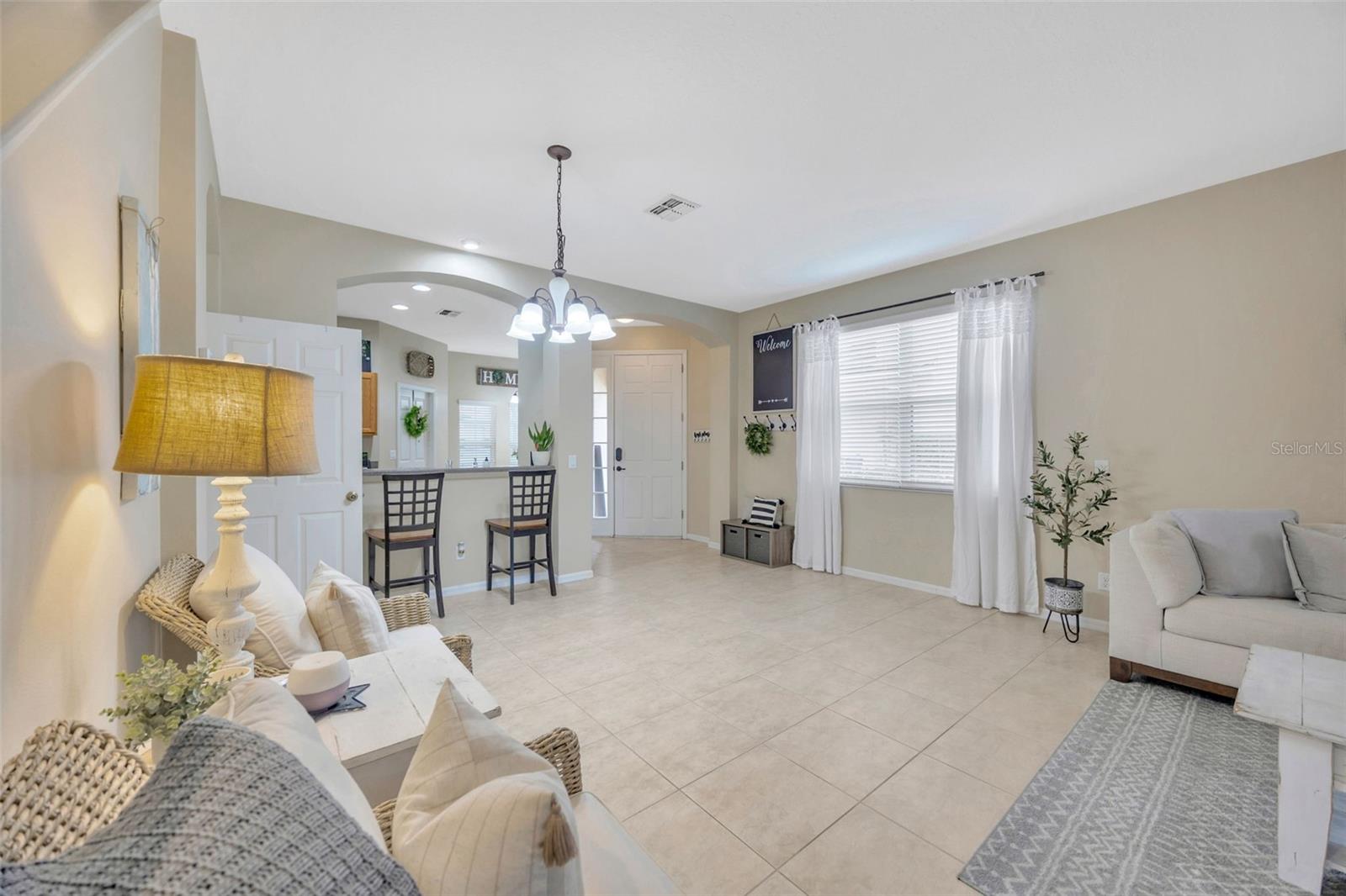 Image 17 of 56 For 1685 Spring Meadow Loop