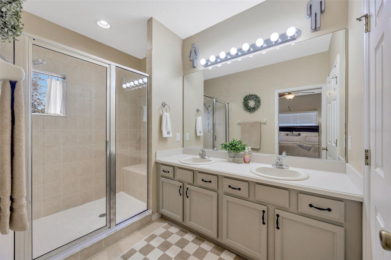 Image 26 of 56 For 1685 Spring Meadow Loop