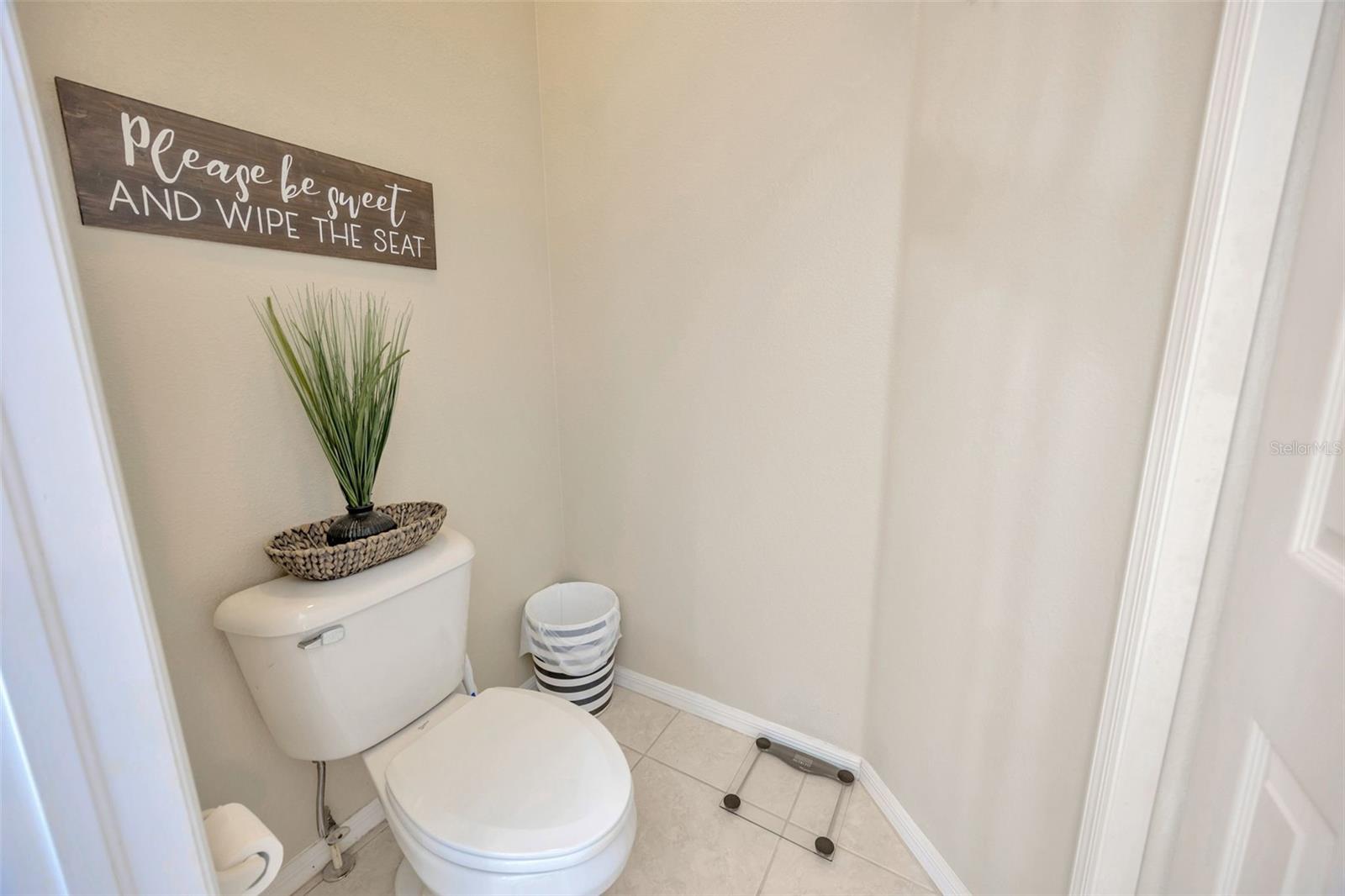 Image 28 of 56 For 1685 Spring Meadow Loop