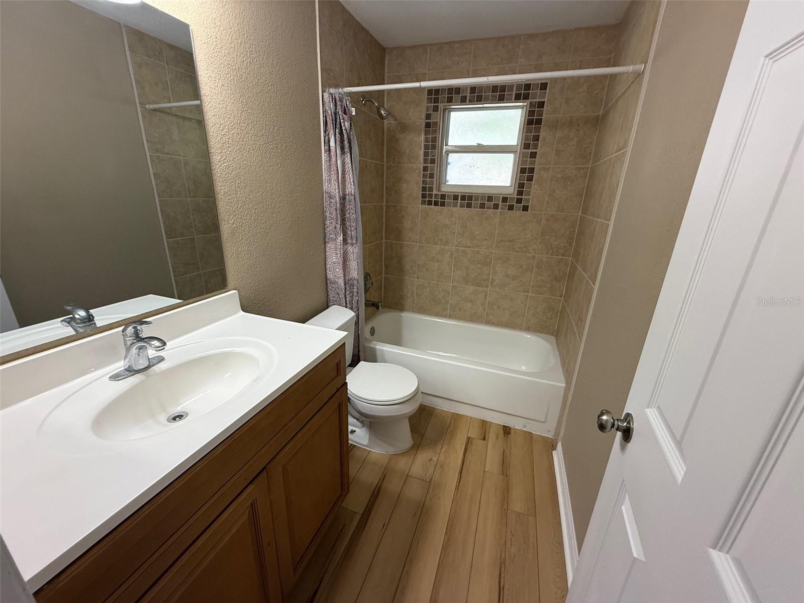 Image 15 of 19 For 208 Wilson Avenue