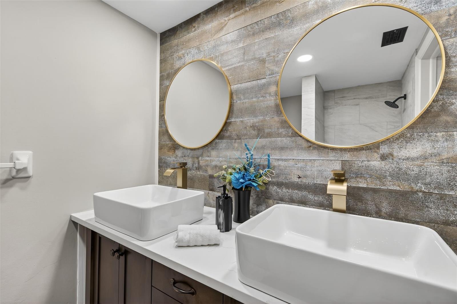 Image 20 of 46 For 8510 Wagon Wheel Lane