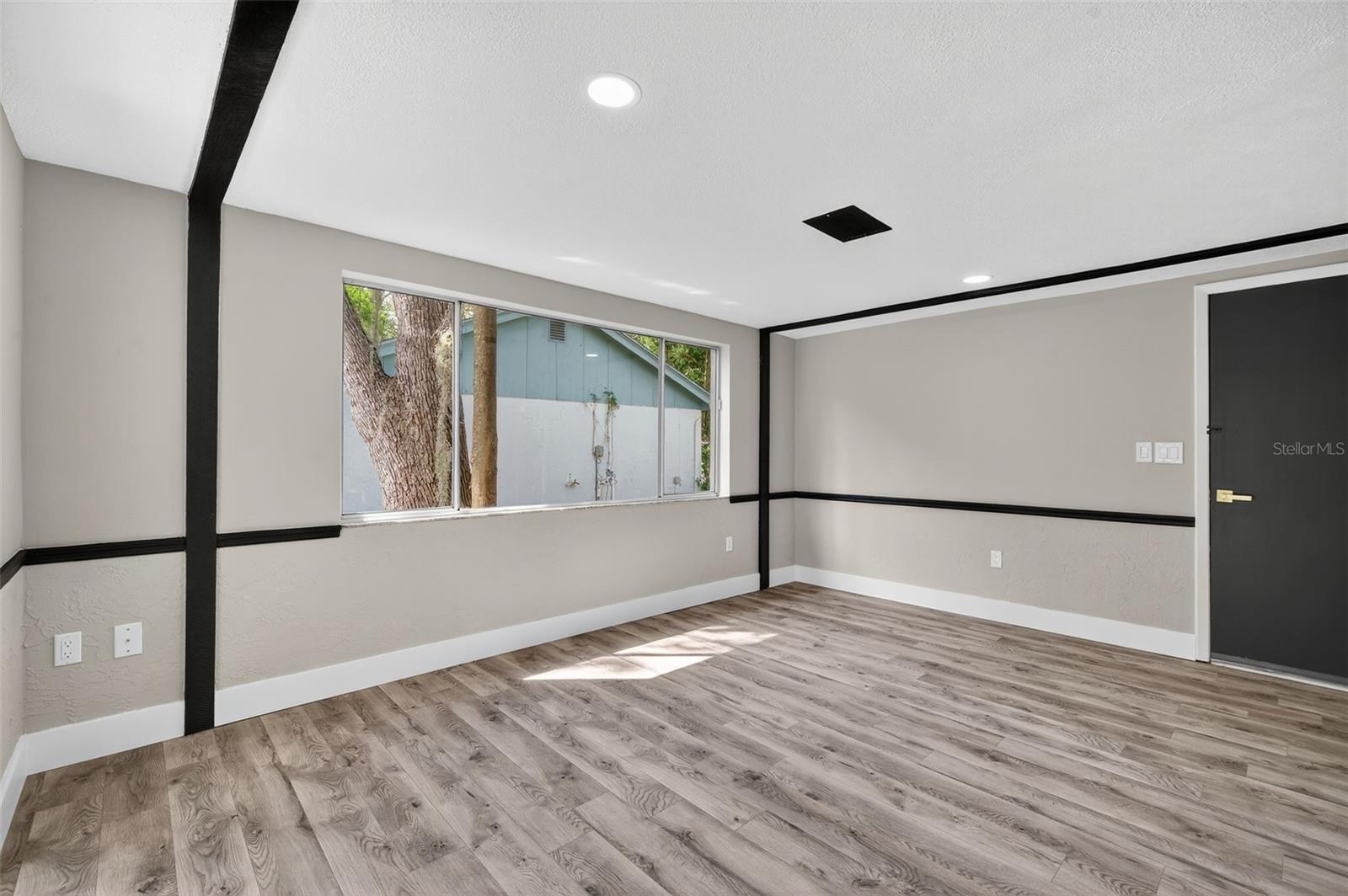 Image 30 of 46 For 8510 Wagon Wheel Lane