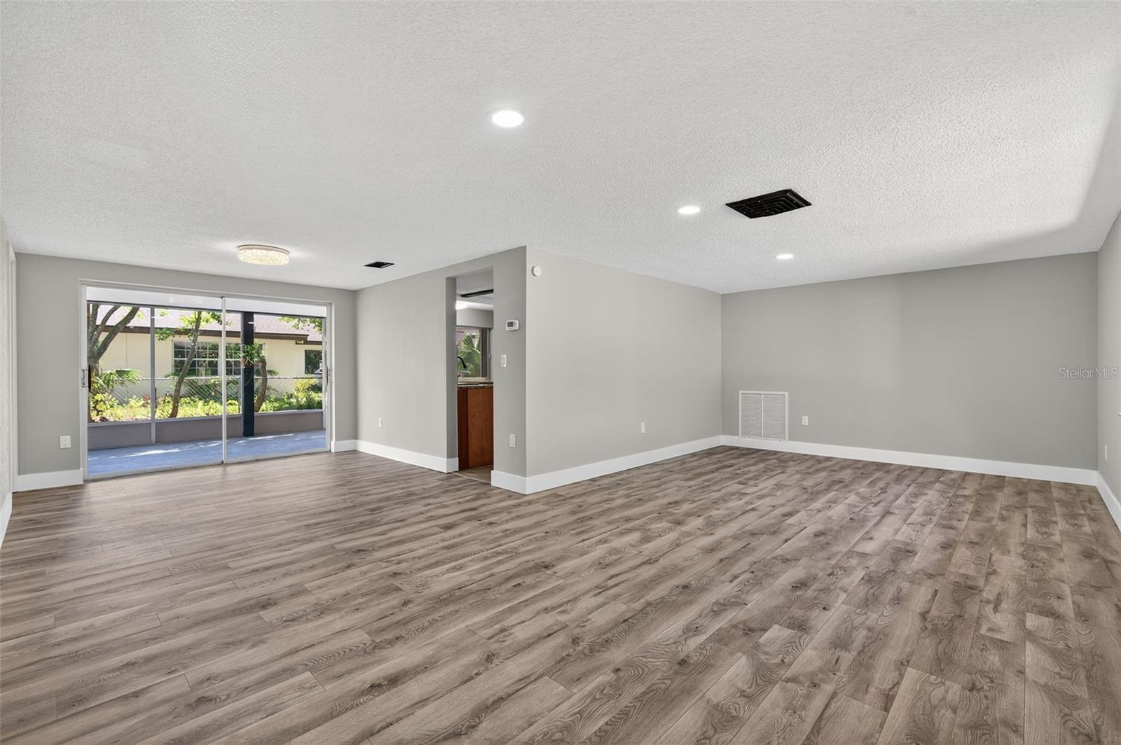 Image 4 of 46 For 8510 Wagon Wheel Lane