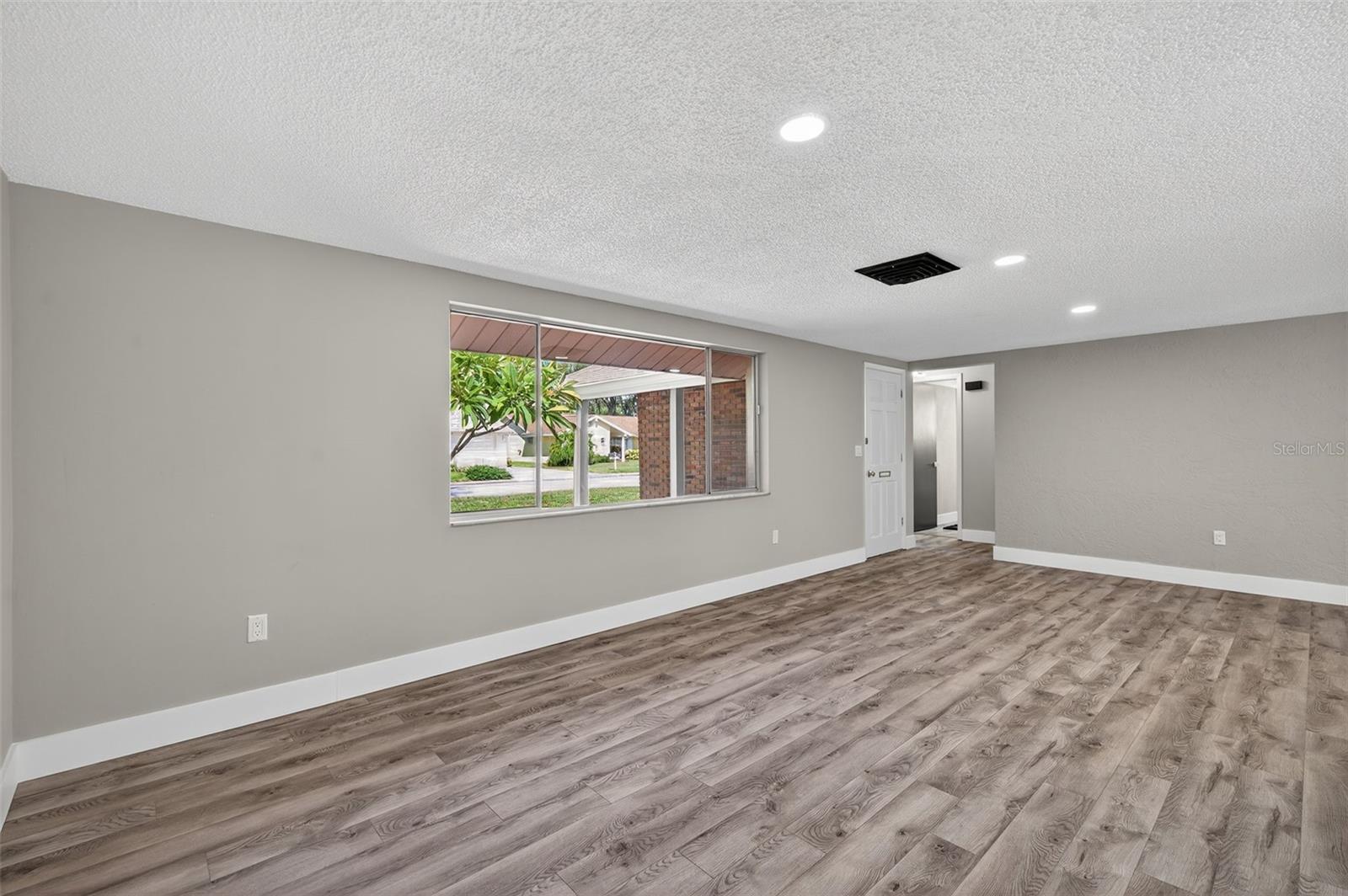 Image 6 of 46 For 8510 Wagon Wheel Lane