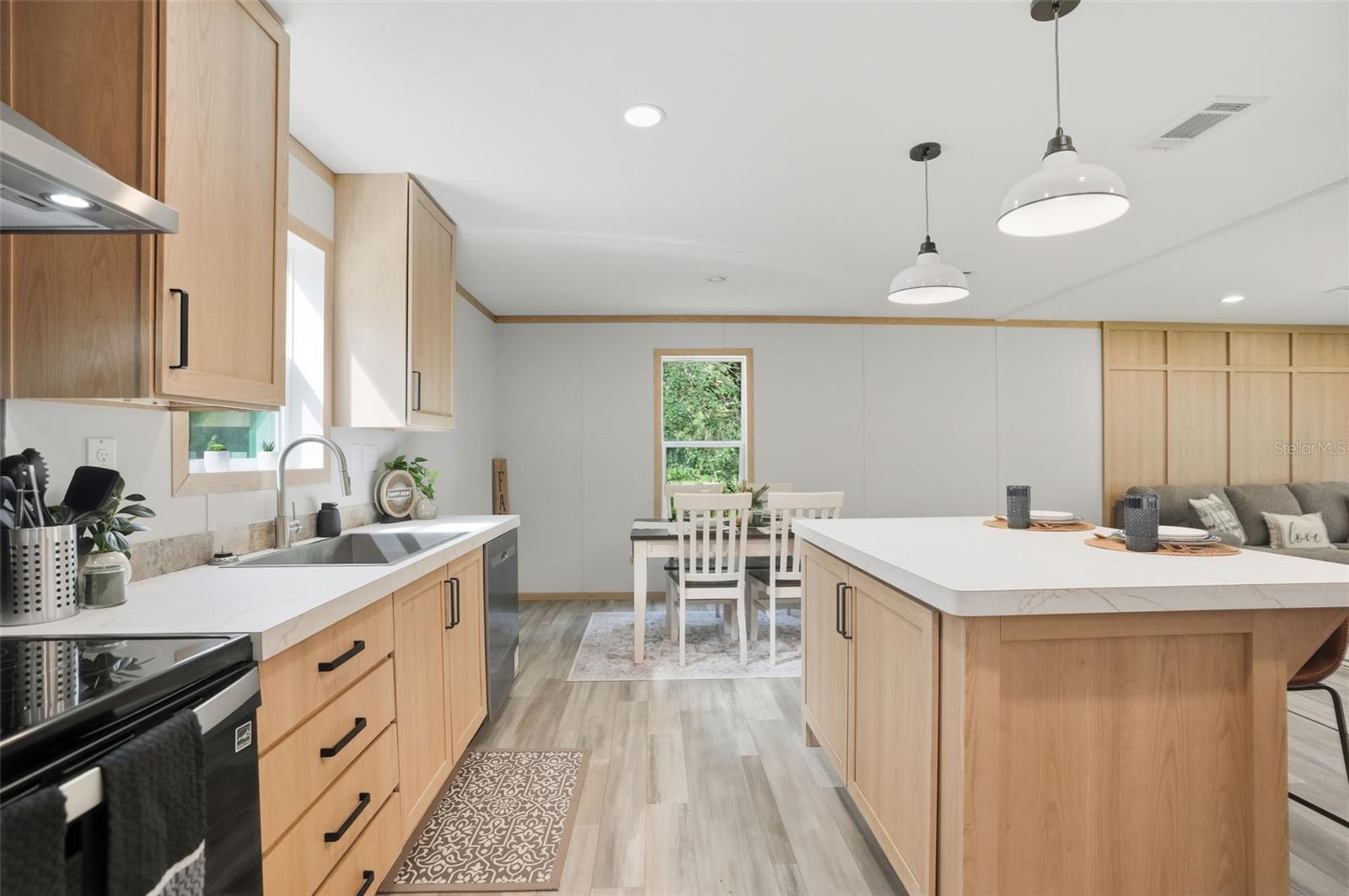 Image 10 of 36 For 18104 Nicholas Avenue