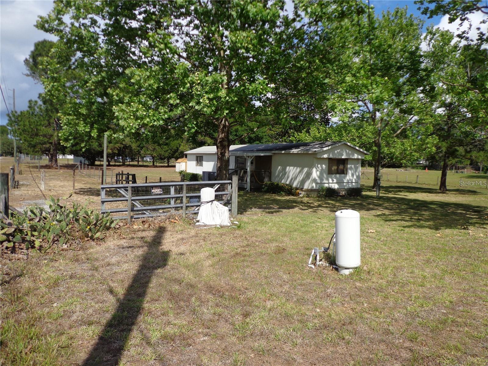 Image 2 of 52 For 17911 Orange Drive