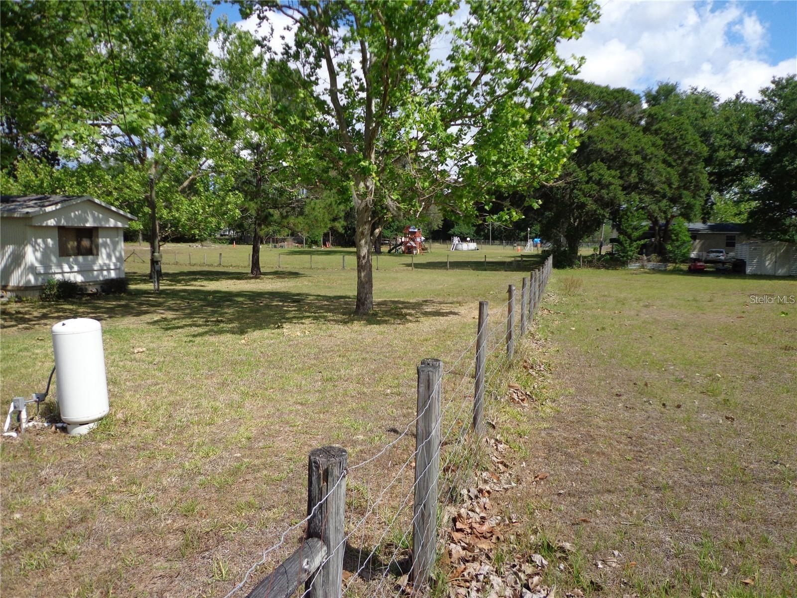 Image 3 of 52 For 17911 Orange Drive