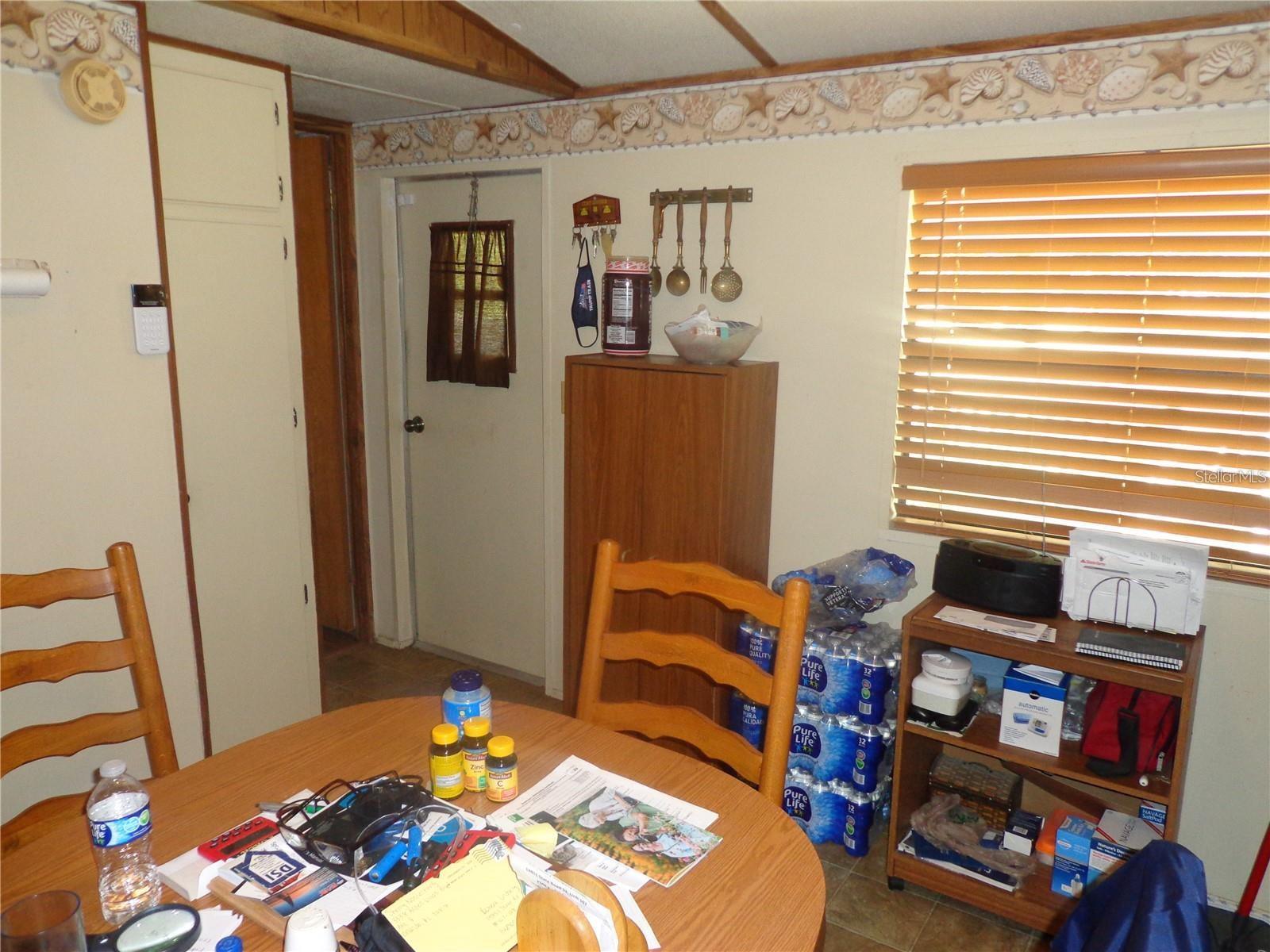 Image 31 of 52 For 17911 Orange Drive