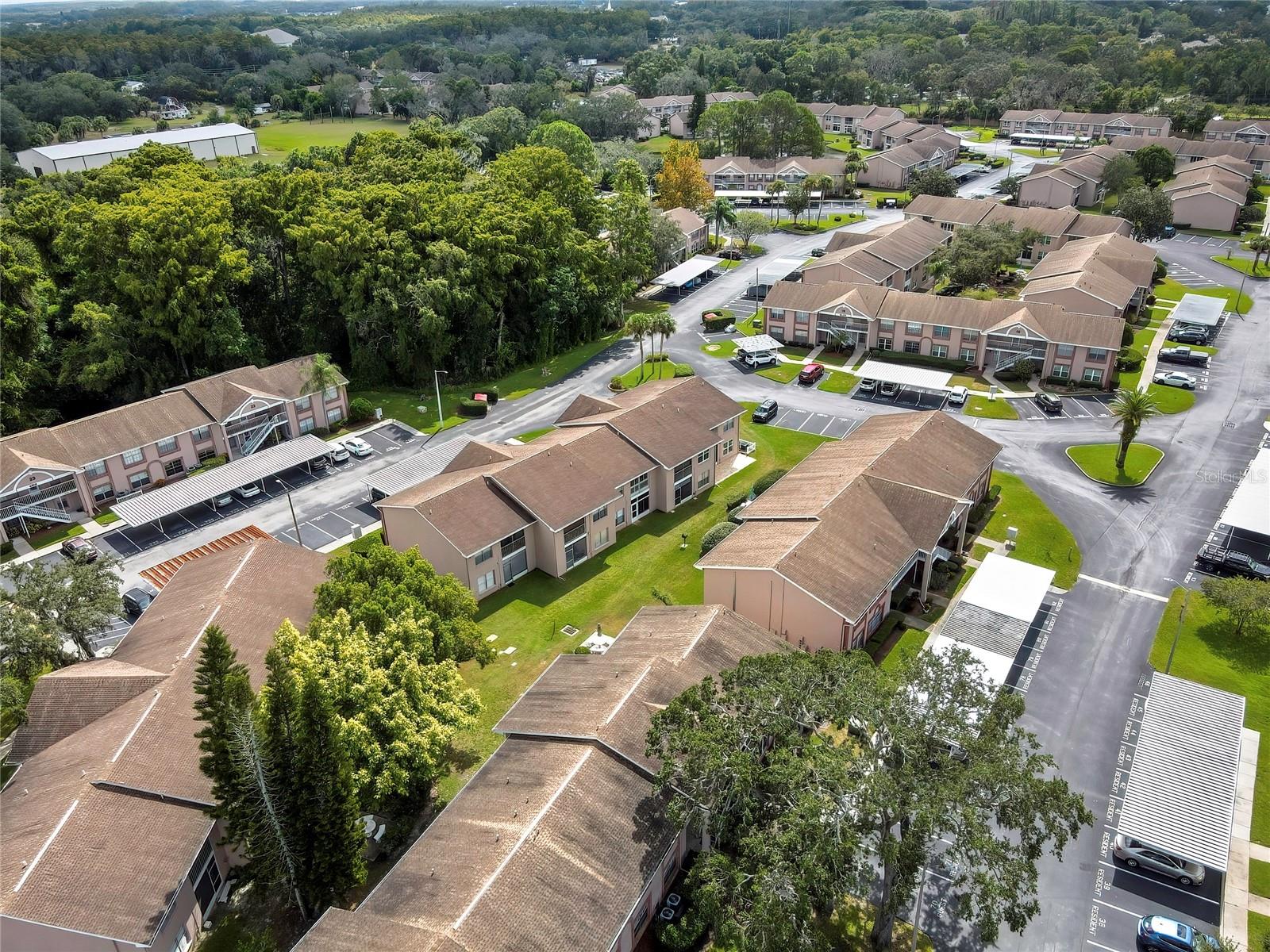 Image 38 of 47 For 4911 Sunnybrook Drive 11