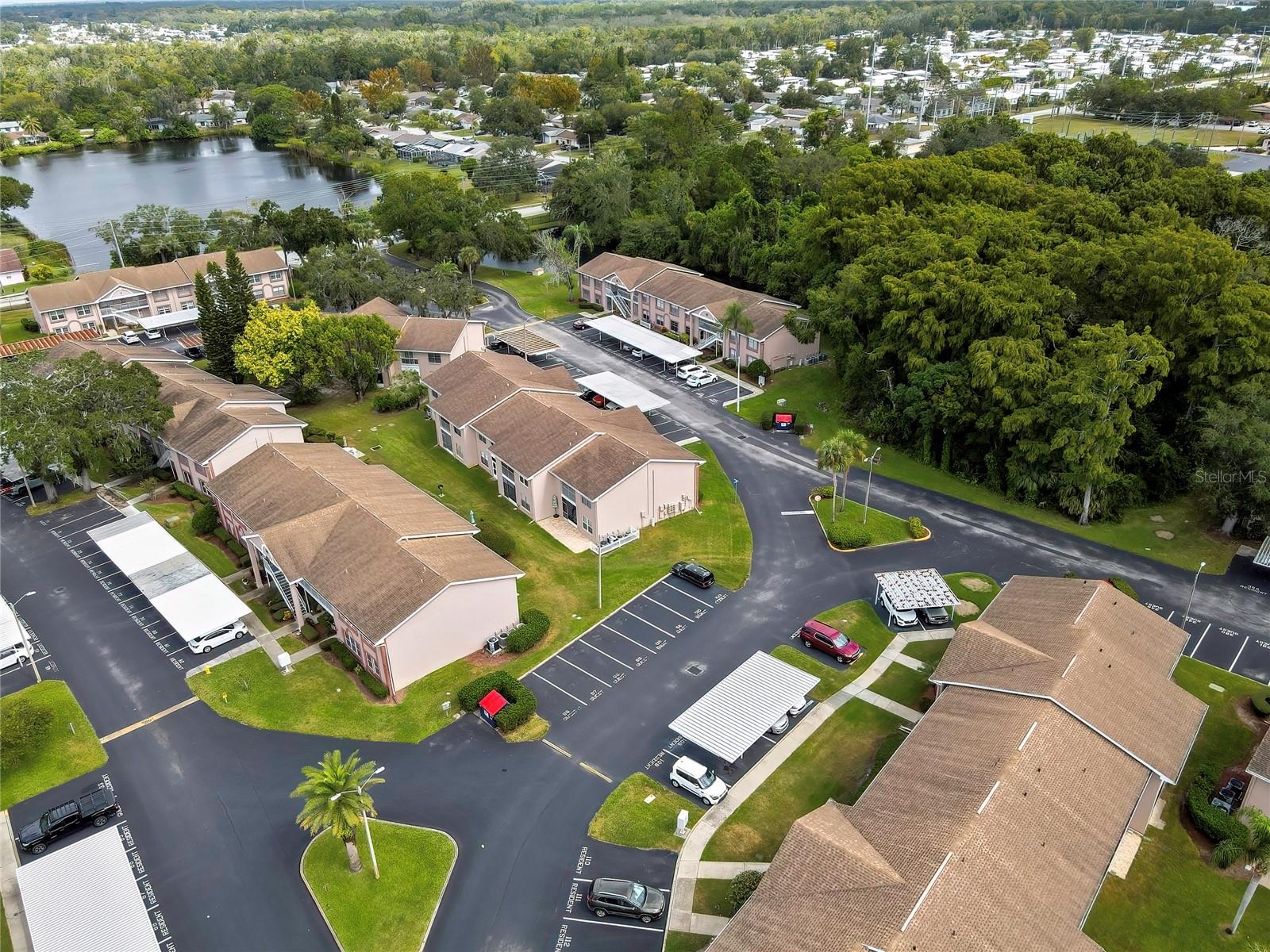 Image 40 of 47 For 4911 Sunnybrook Drive 11