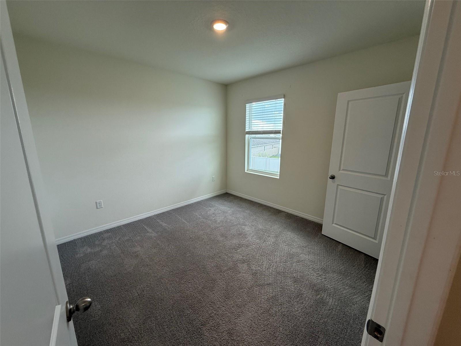 Image 19 of 22 For 17039 Oval Rum Drive