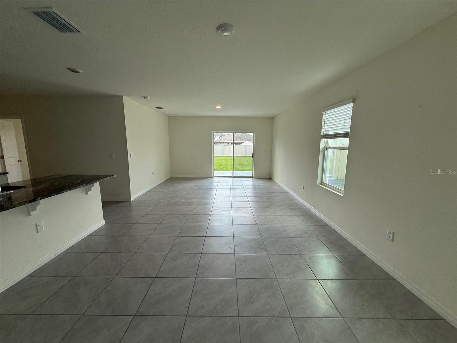 Image 4 of 22 For 17039 Oval Rum Drive