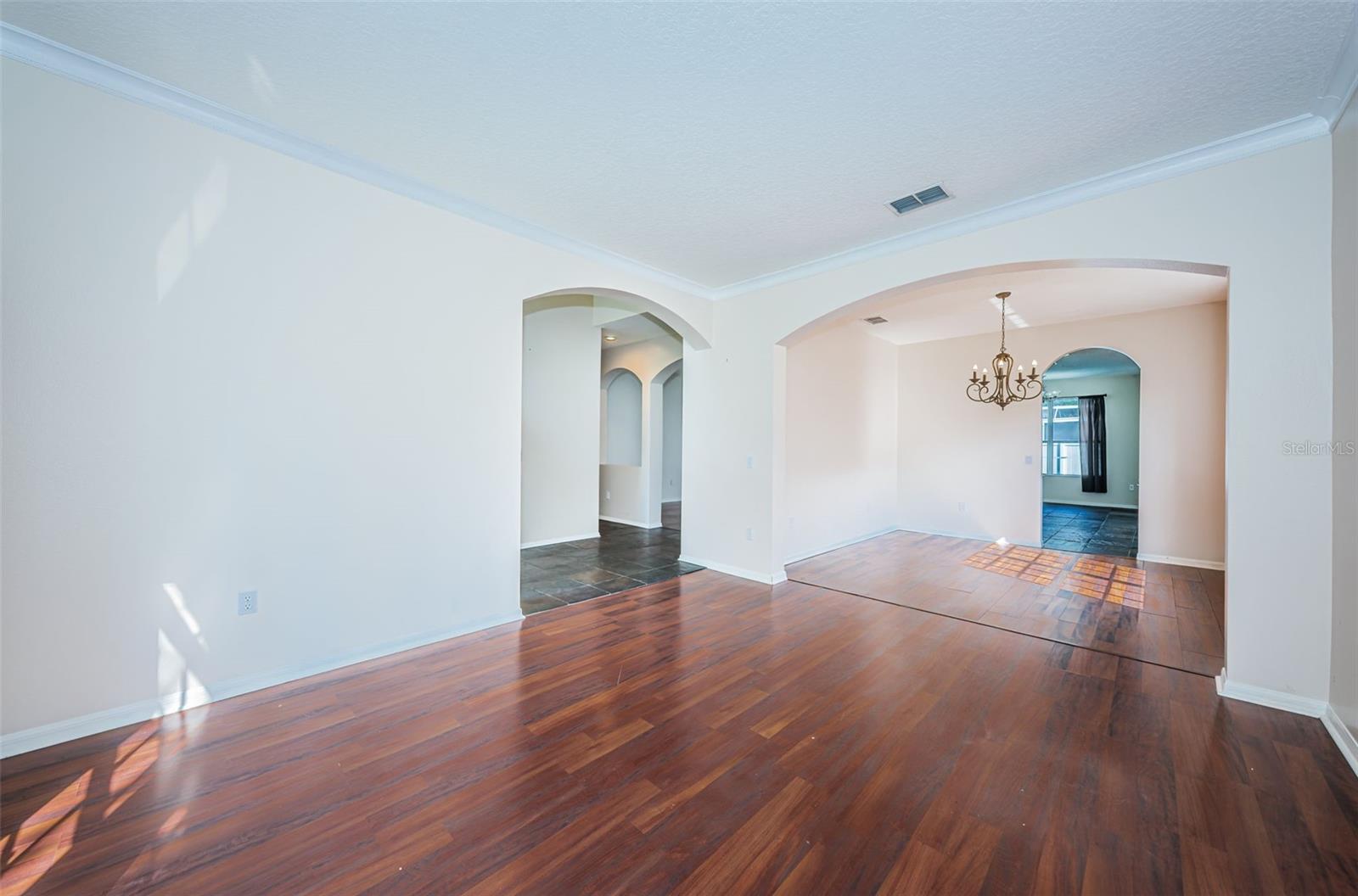 Image 8 of 55 For 8055 Spirit Court