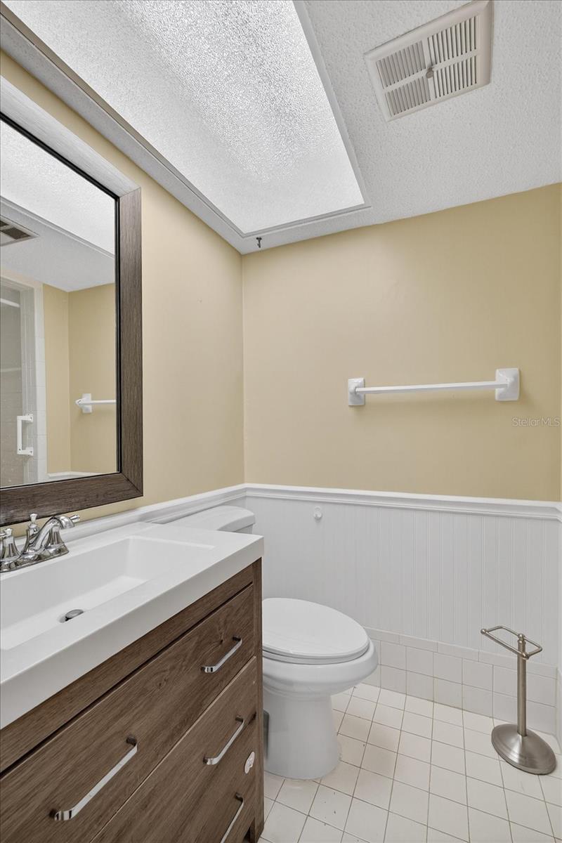 Image 35 of 55 For 5242 Opal Lane 207