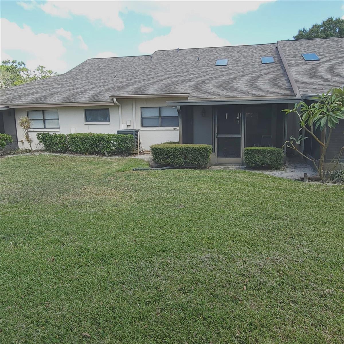 Image 17 of 41 For 9344 Links Lane