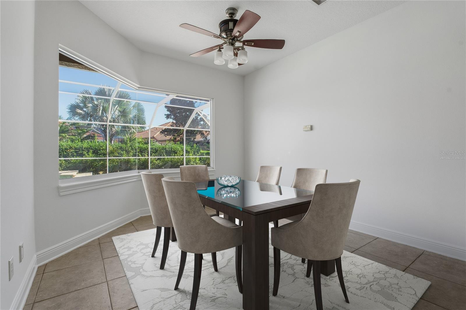 Image 17 of 74 For 10703 Garda Drive