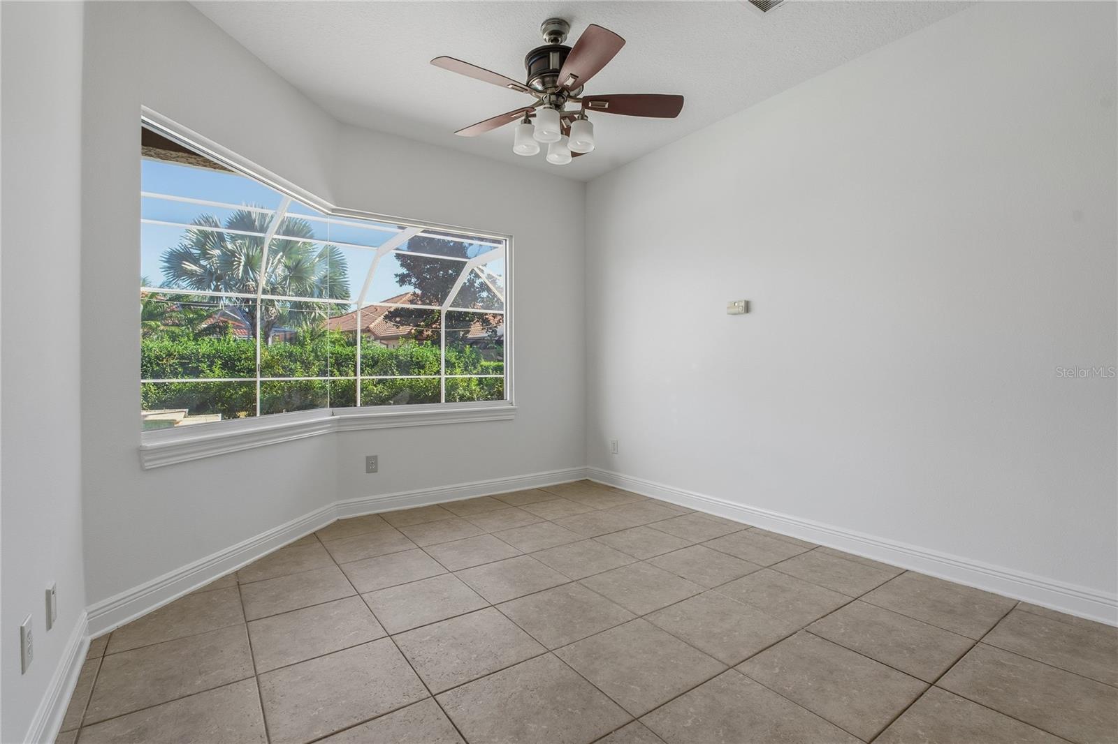 Image 18 of 74 For 10703 Garda Drive