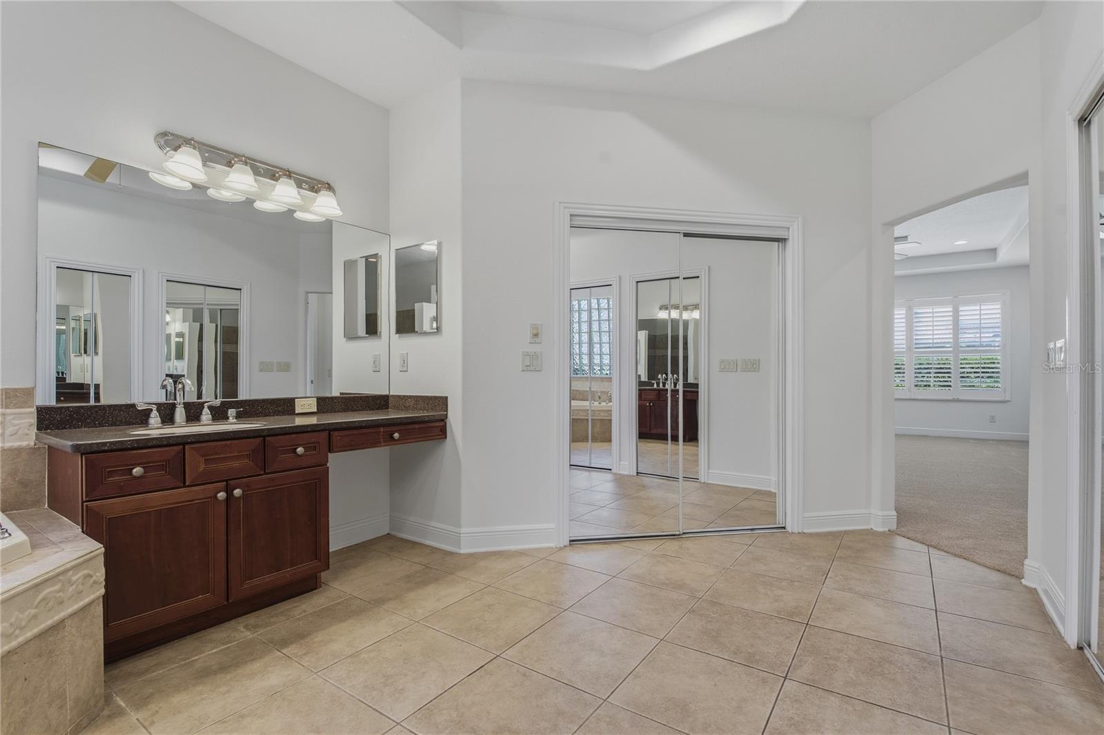 Image 27 of 74 For 10703 Garda Drive