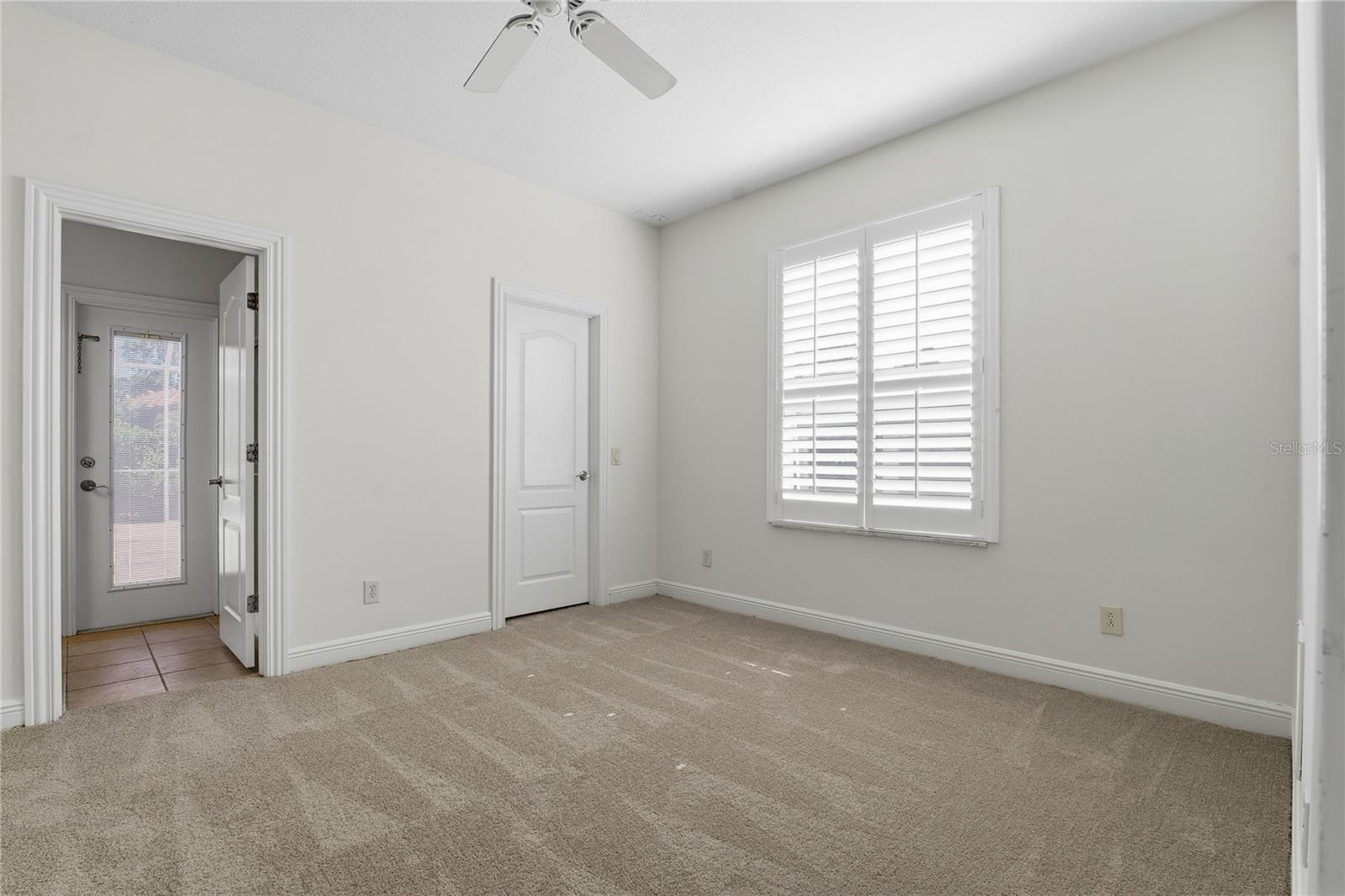 Image 30 of 74 For 10703 Garda Drive