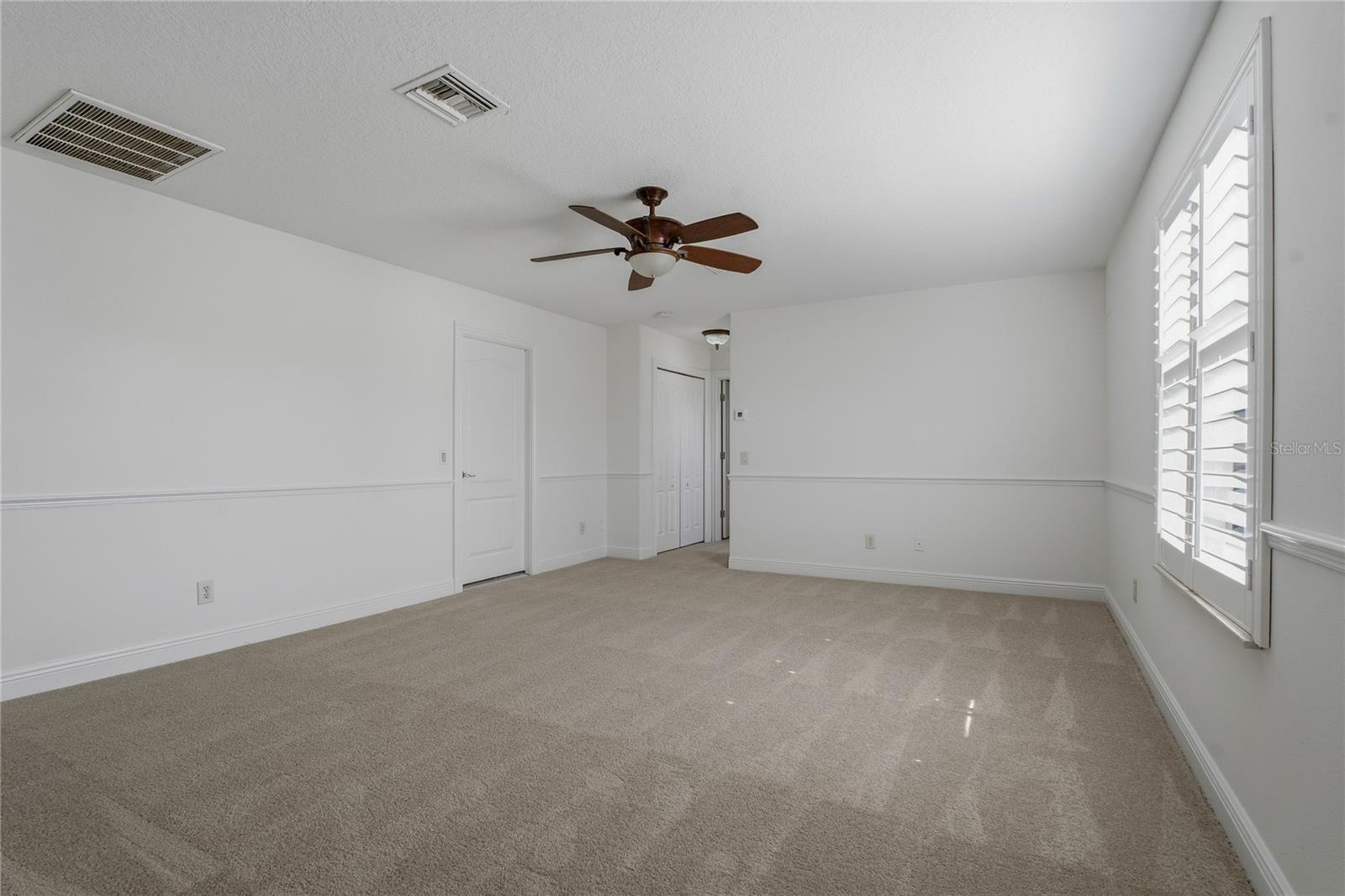 Image 40 of 74 For 10703 Garda Drive