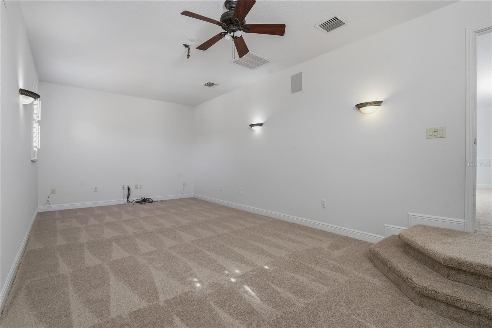 Image 43 of 74 For 10703 Garda Drive