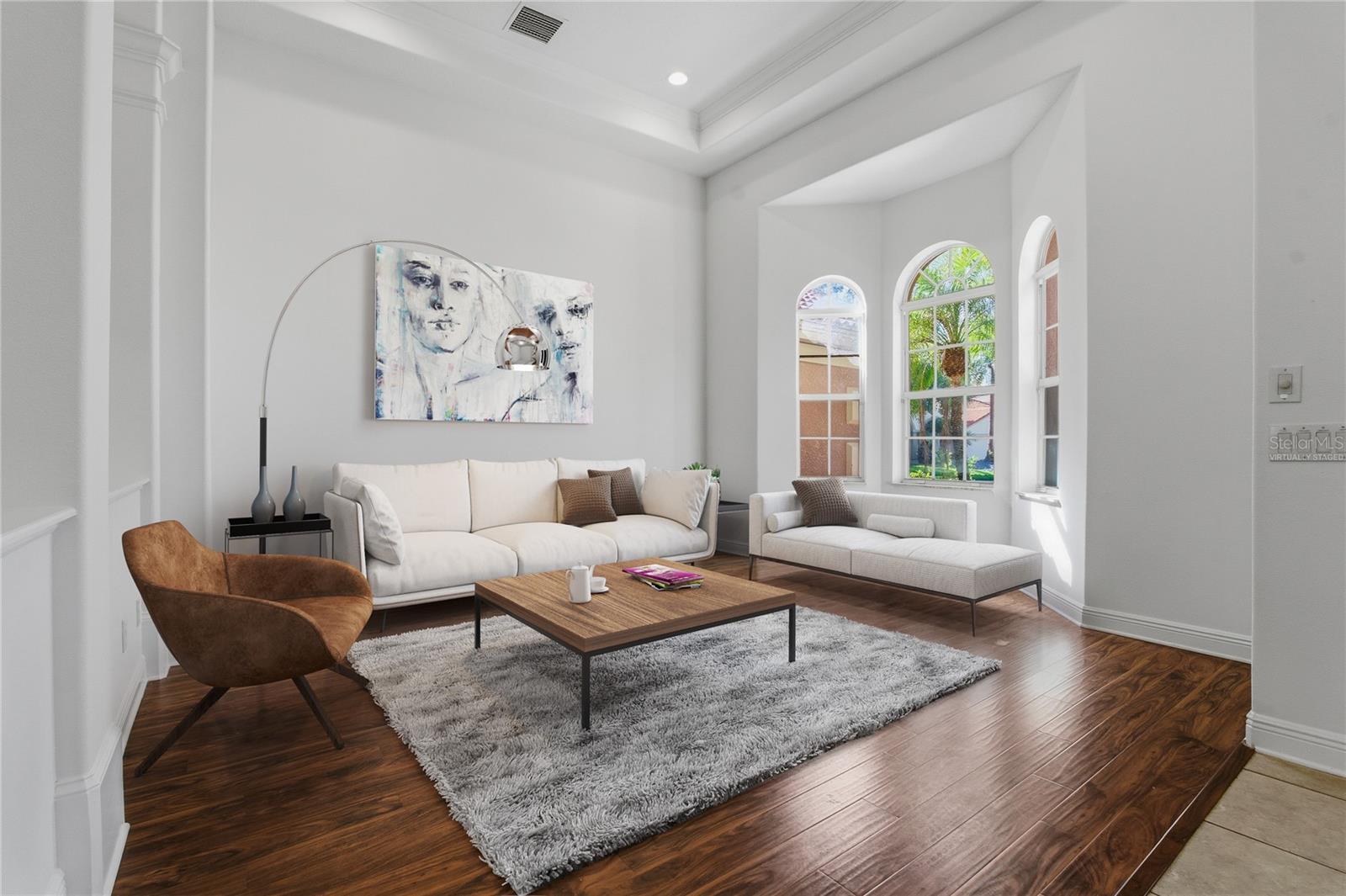 Image 5 of 74 For 10703 Garda Drive