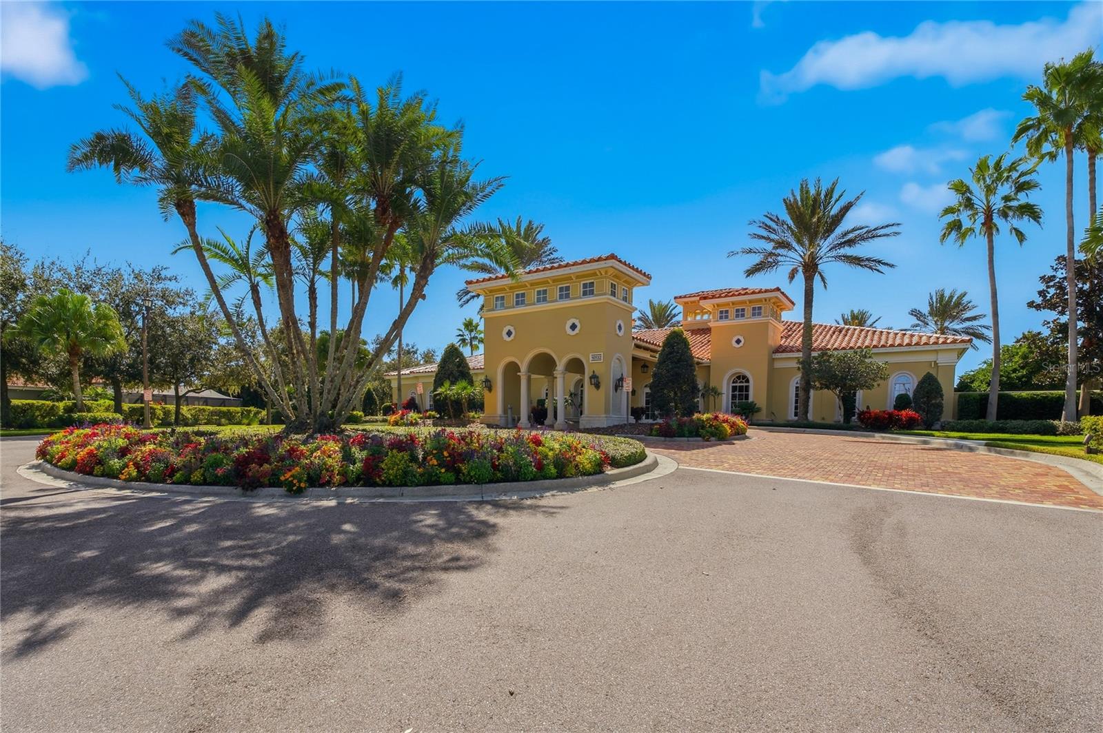 Image 55 of 74 For 10703 Garda Drive