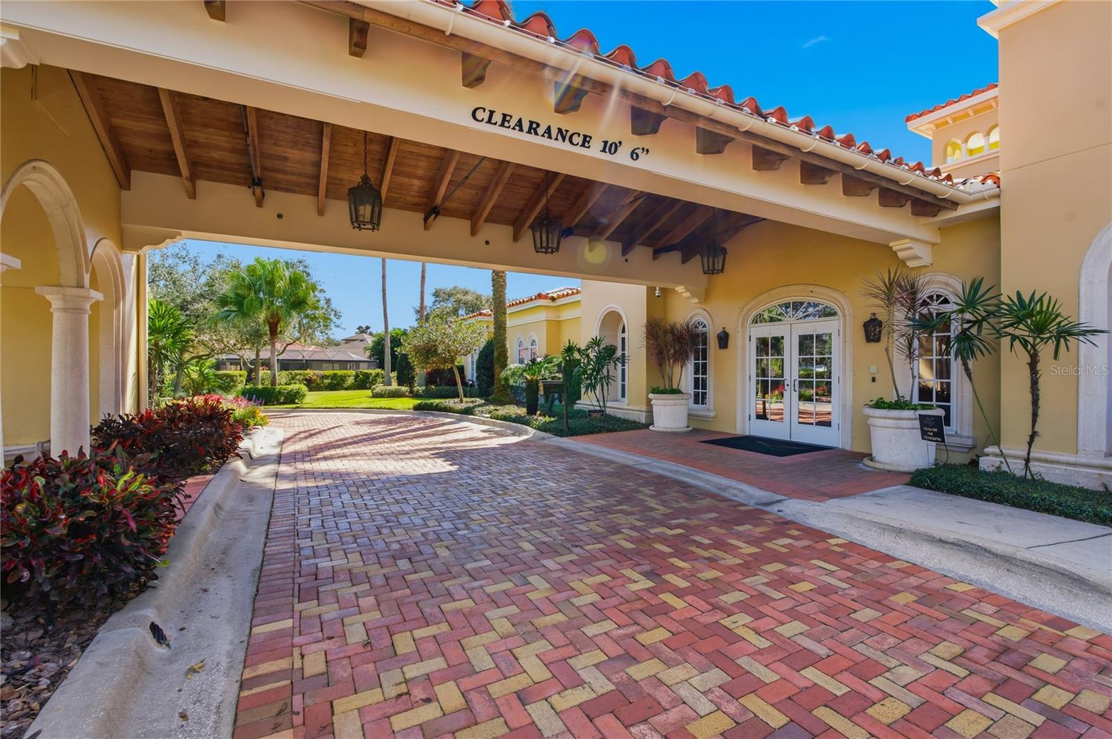 Image 56 of 74 For 10703 Garda Drive