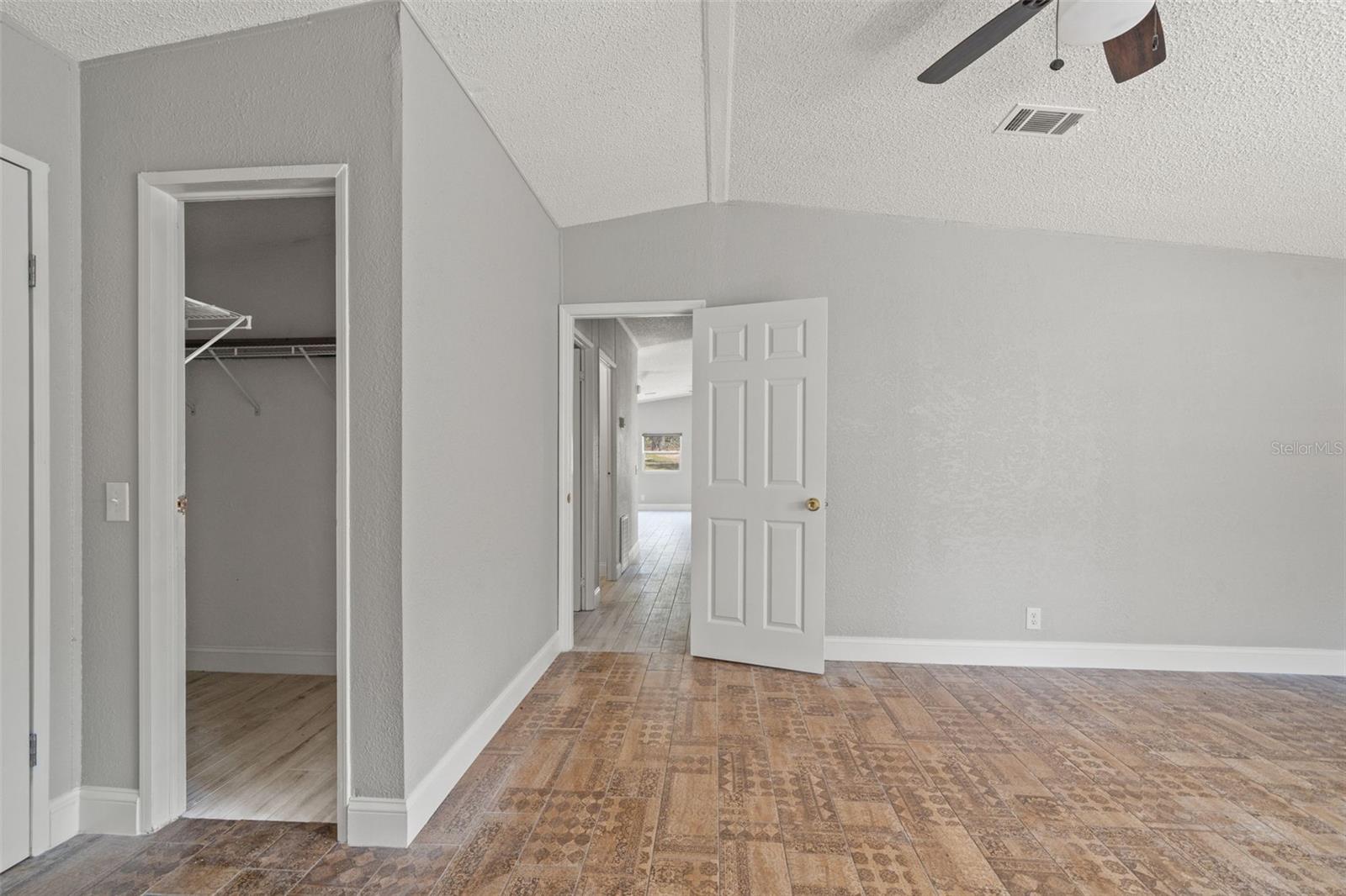 Image 17 of 45 For 9040 Grant Street