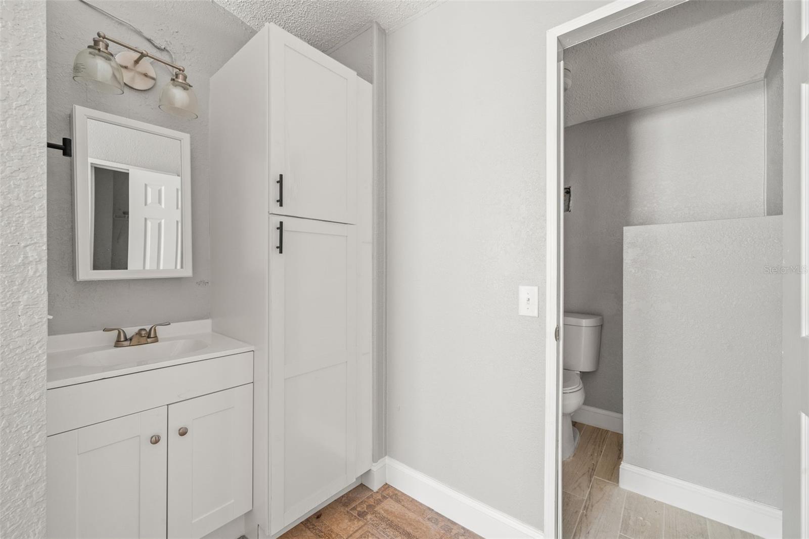 Image 20 of 45 For 9040 Grant Street