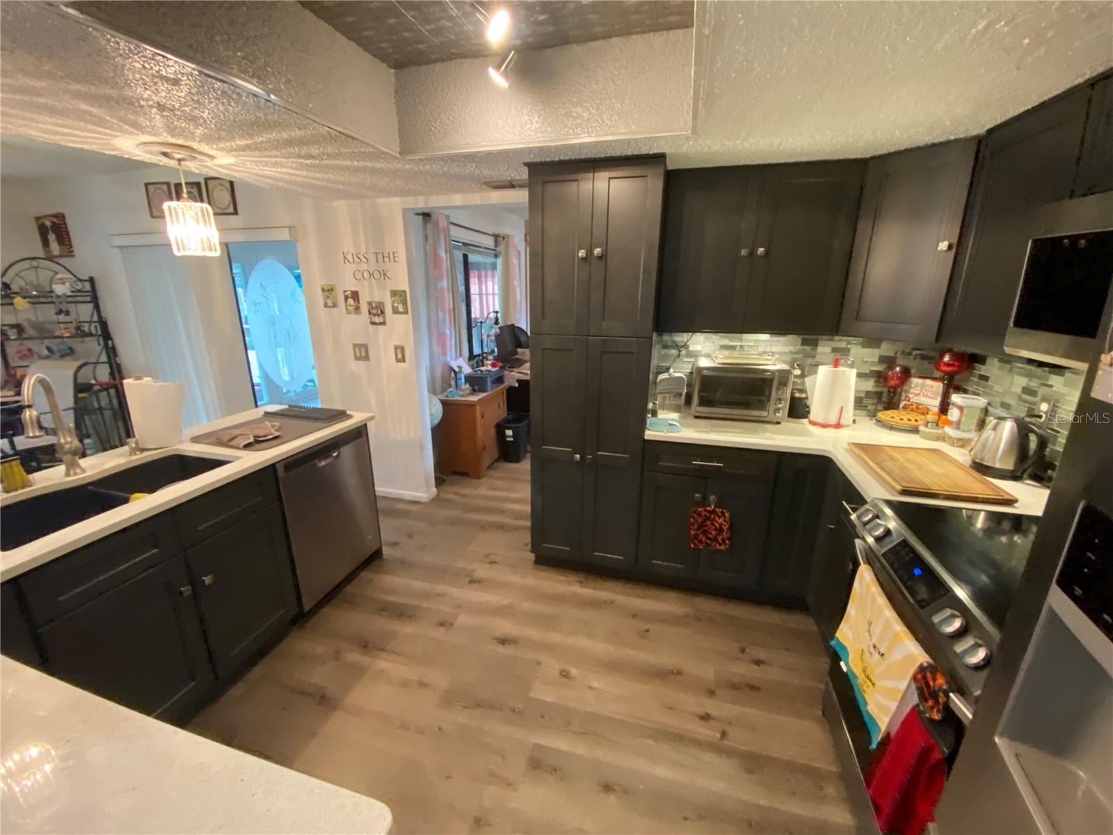 Image 12 of 60 For 4100 Montano Avenue