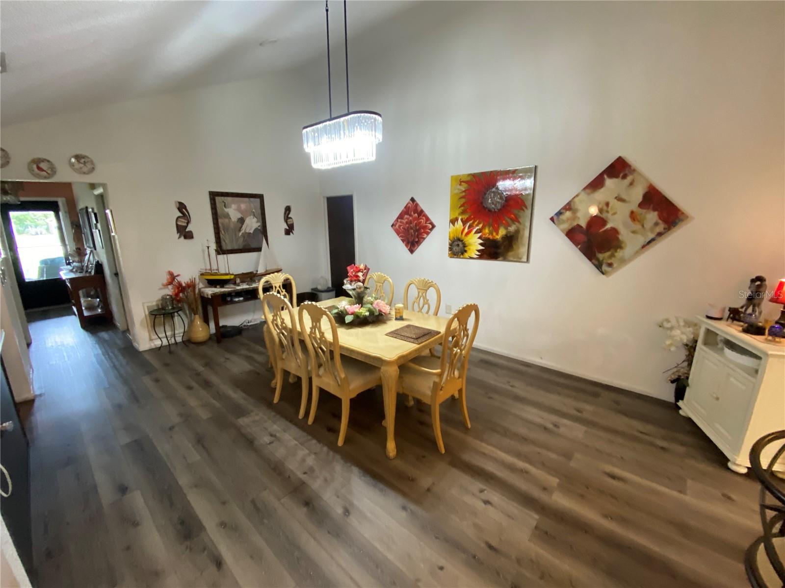 Image 19 of 60 For 4100 Montano Avenue