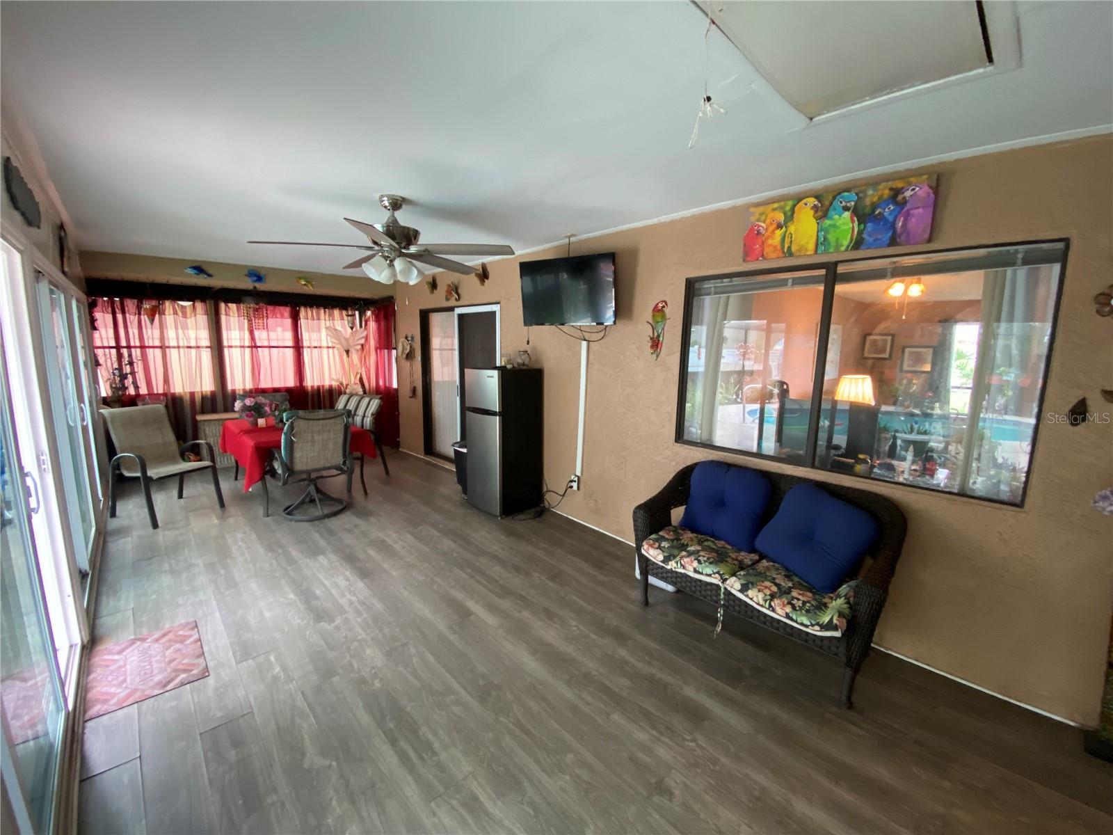 Image 25 of 60 For 4100 Montano Avenue