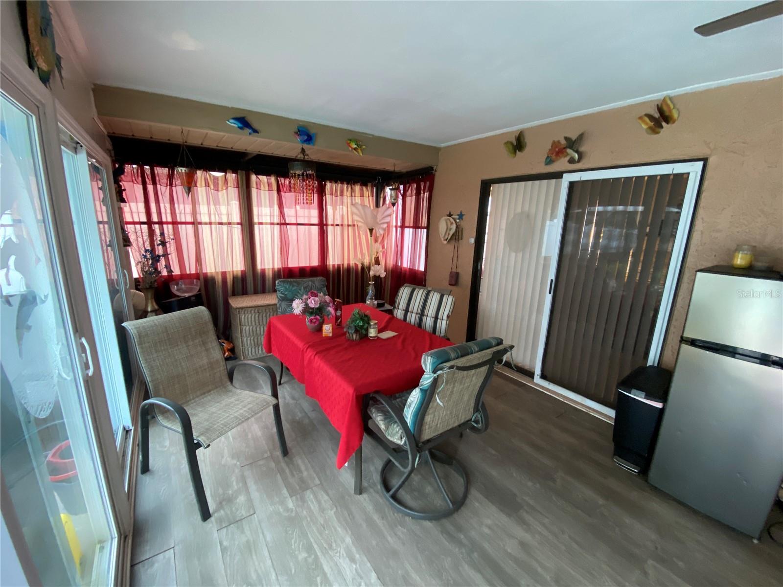 Image 26 of 60 For 4100 Montano Avenue