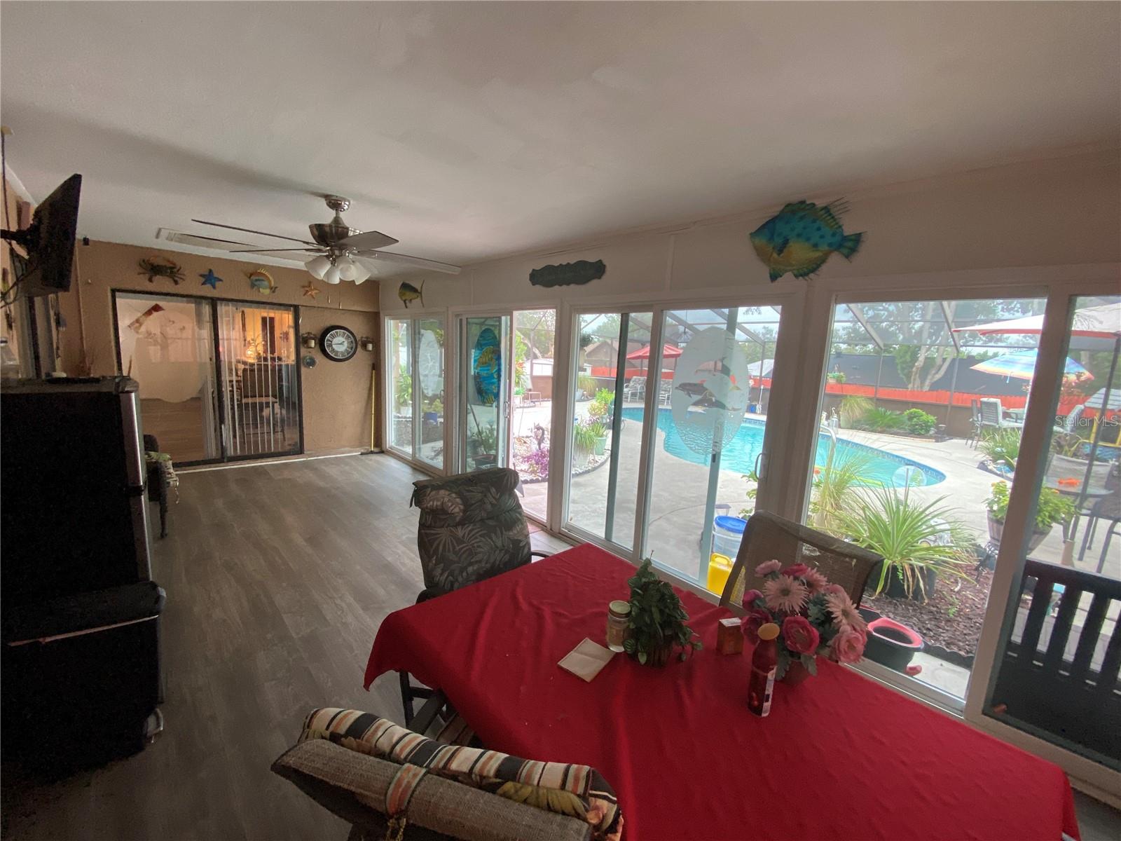 Image 28 of 60 For 4100 Montano Avenue