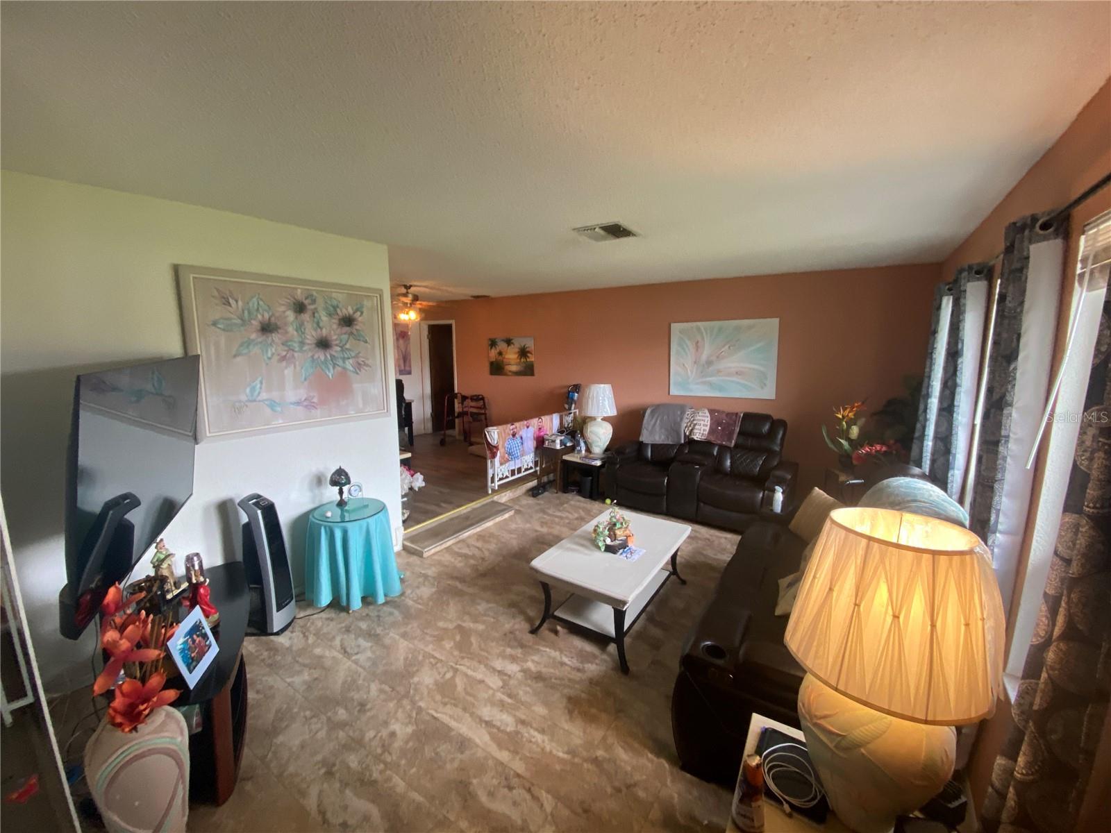 Image 38 of 60 For 4100 Montano Avenue