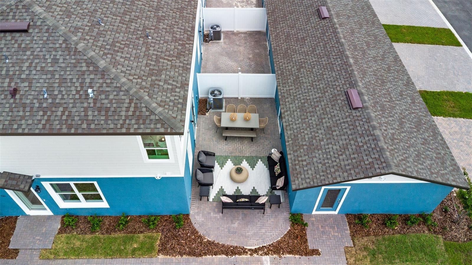 Image 4 of 27 For 624 Emerald Grove Drive