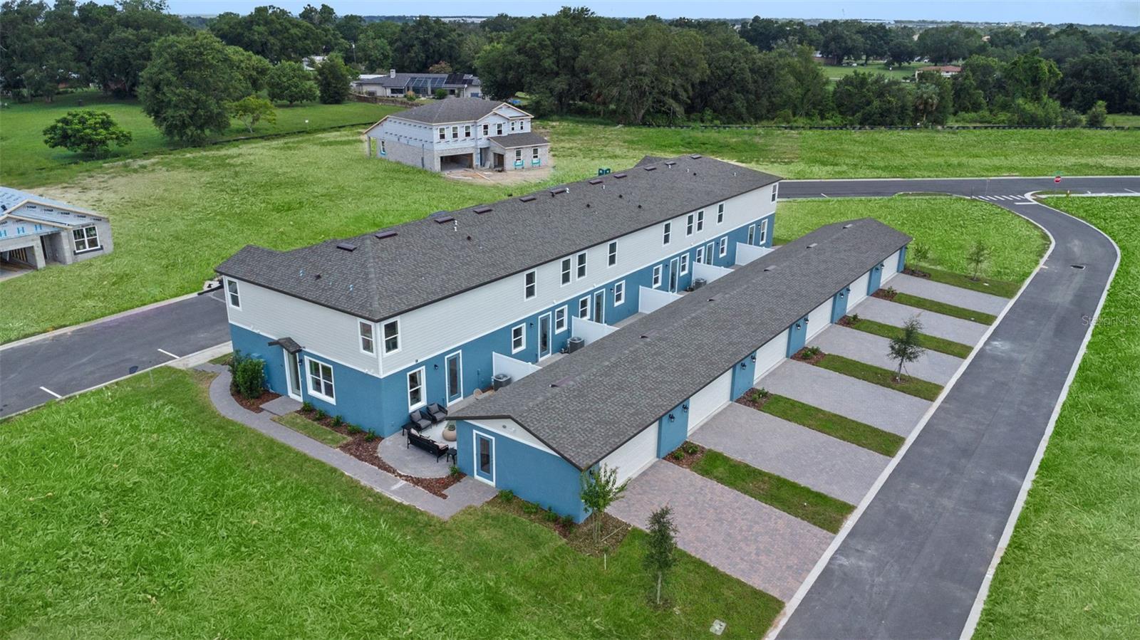 Image 6 of 27 For 624 Emerald Grove Drive